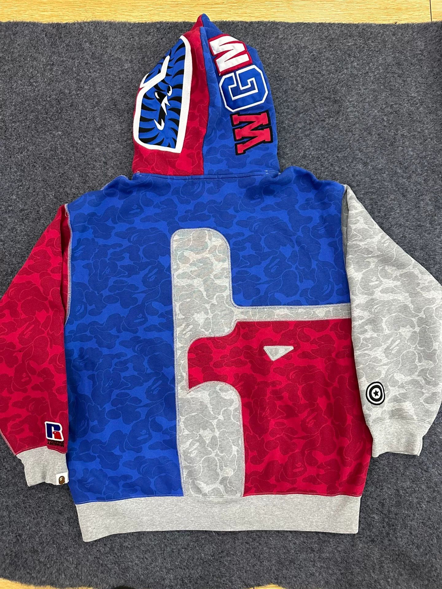 Bape Bape Ru E Multi Shark Sweatshirt Size US XL / EU 56 / 4 - 2 Thumbnail