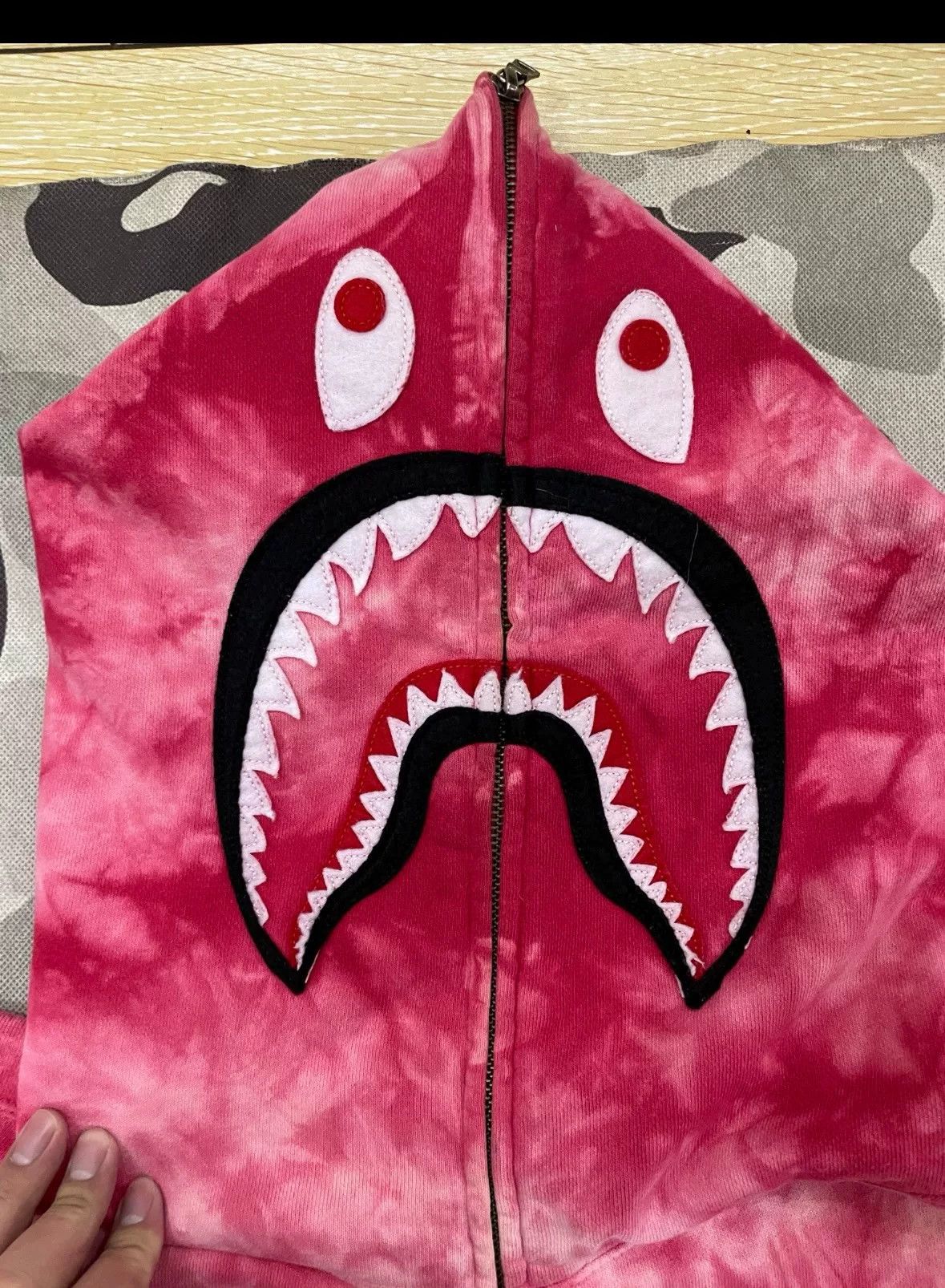 Bape Bape X Multi Shark Sweatshirt Pullover Size US XXL / EU 58 / 5 - 2 Thumbnail