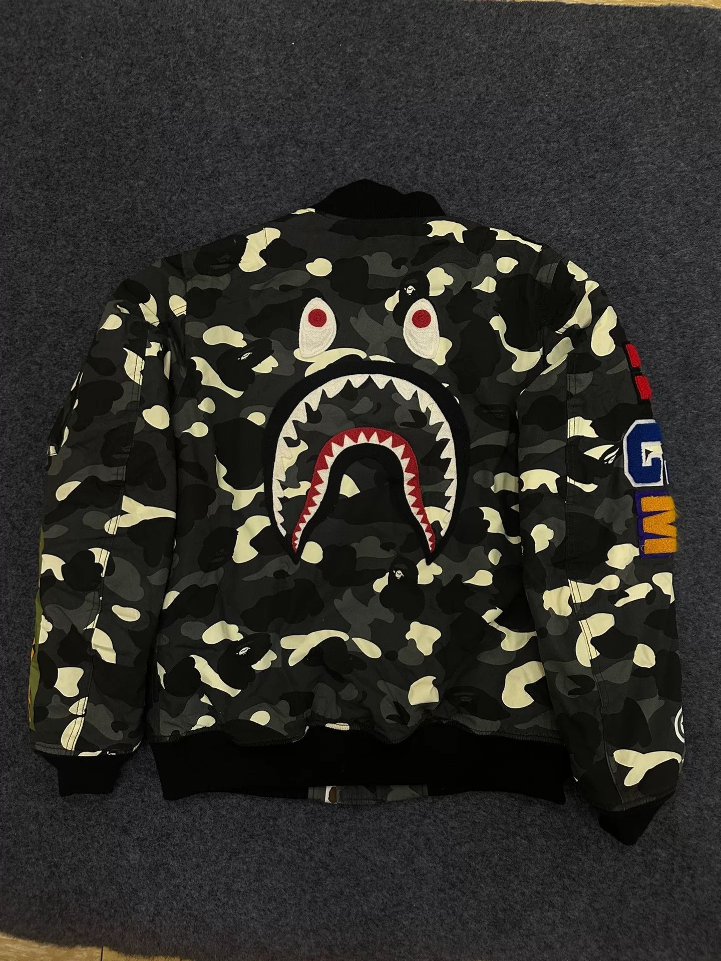 Bape Bape A Multi Shark Jacket Outerwear Size US M / EU 48-50 / 2 - 2 Thumbnail
