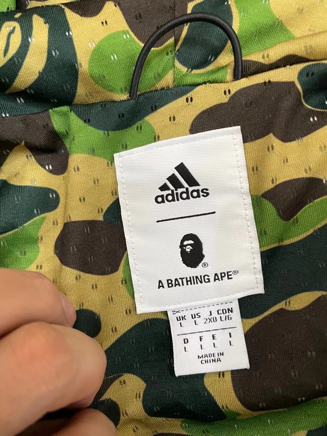 Adidas × Bape Bape Green Shark Sweatshirt Pullover Size US L / EU 52-54 / 3 - 5 Thumbnail