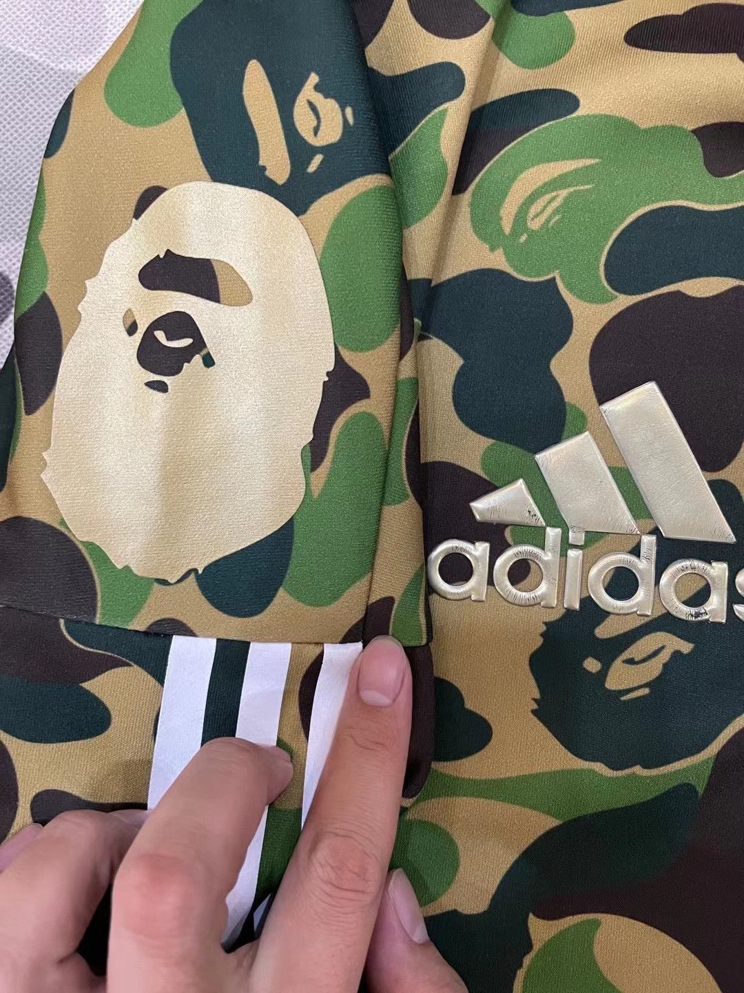 Adidas × Bape Bape Green Shark Sweatshirt Pullover Size US L / EU 52-54 / 3 - 3 Thumbnail