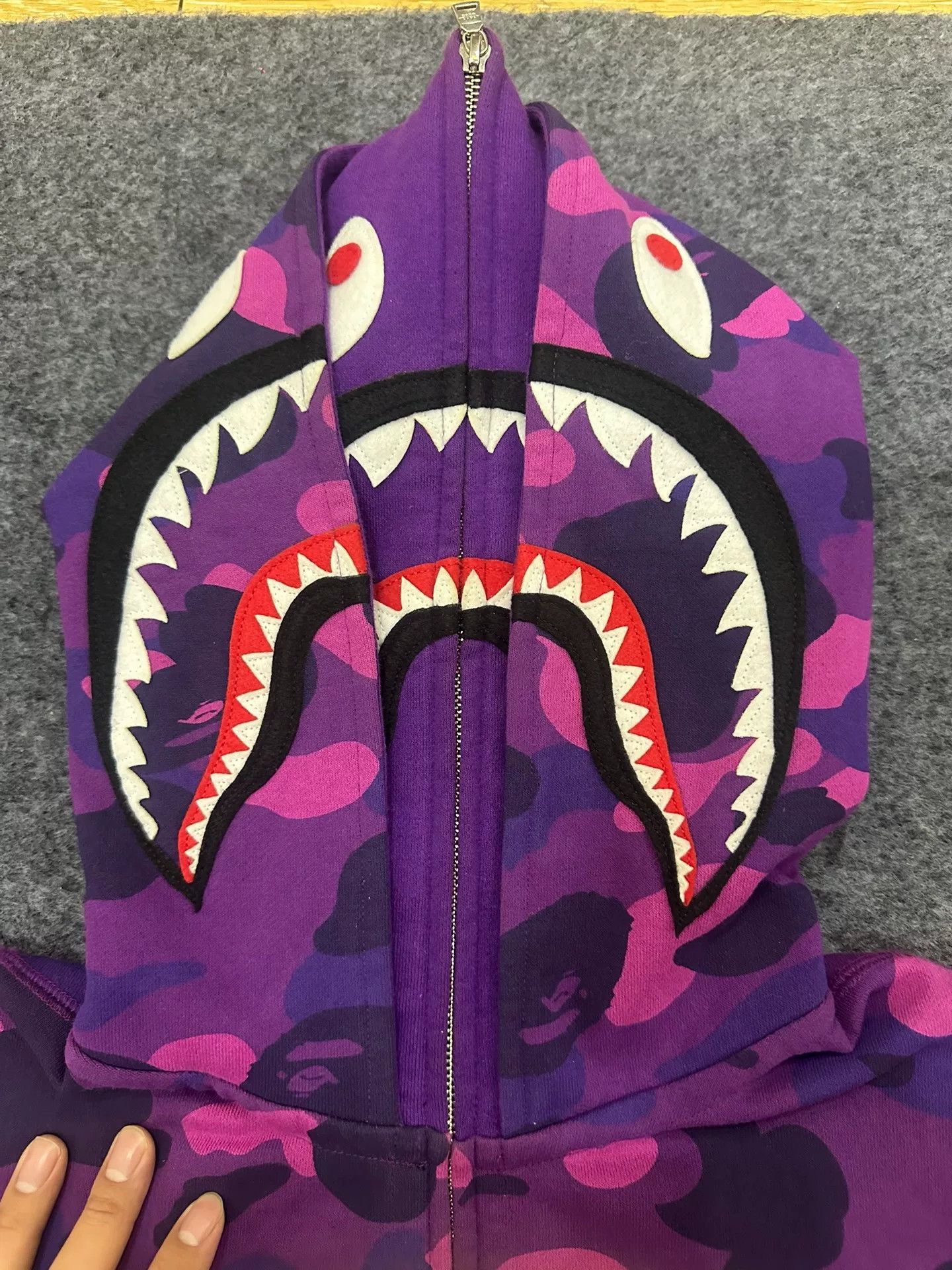 Bape Bape Multi Shark Sweatshirt Pullover Size US M / EU 48-50 / 2 - 3 Thumbnail