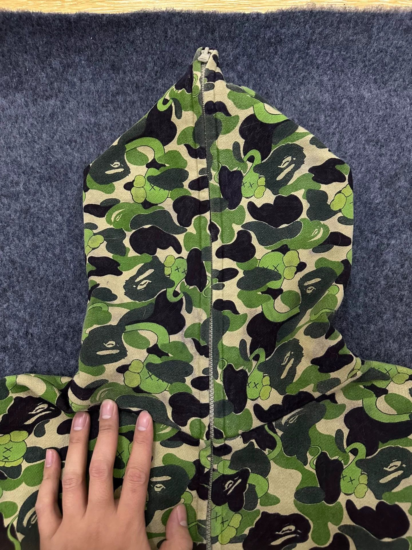 Bape Bape Kaw Multi Shark Sweatshirt Size US M / EU 48-50 / 2 - 3 Thumbnail