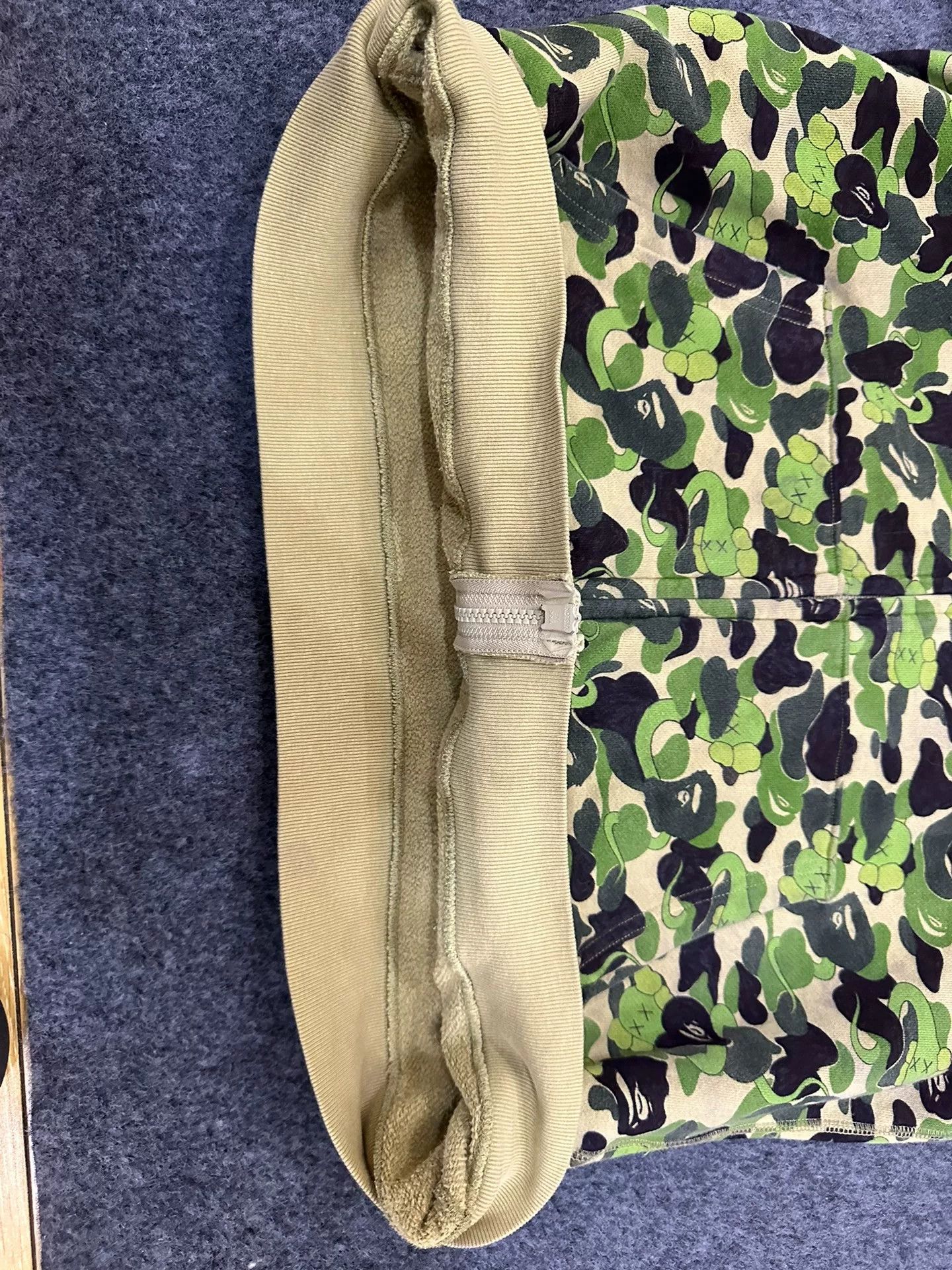 Bape Bape Kaw Multi Shark Sweatshirt Size US M / EU 48-50 / 2 - 6 Thumbnail