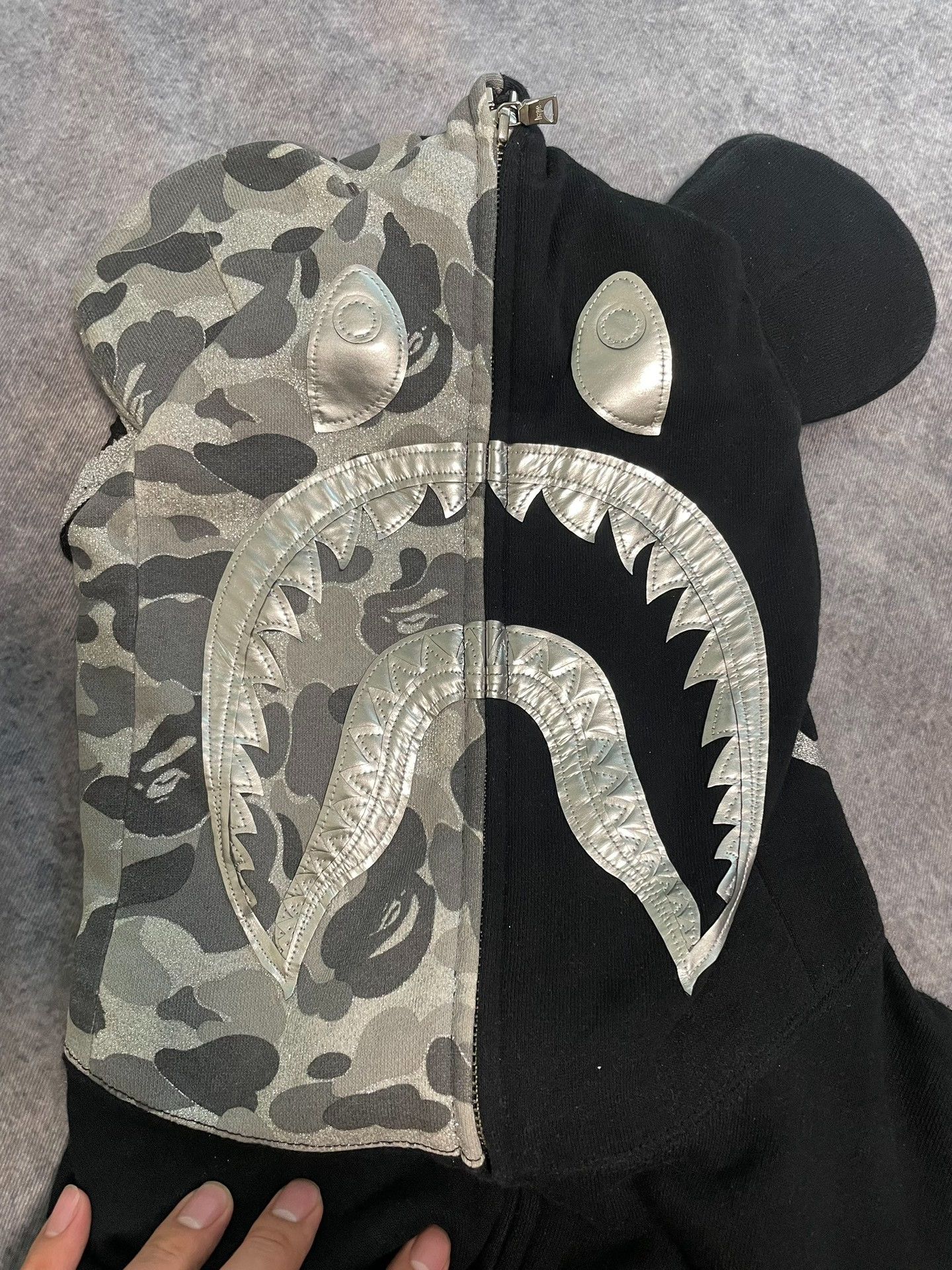 Bape Bape Multi Shark Sweatshirt Pullover Size US M / EU 48-50 / 2 - 4 Thumbnail