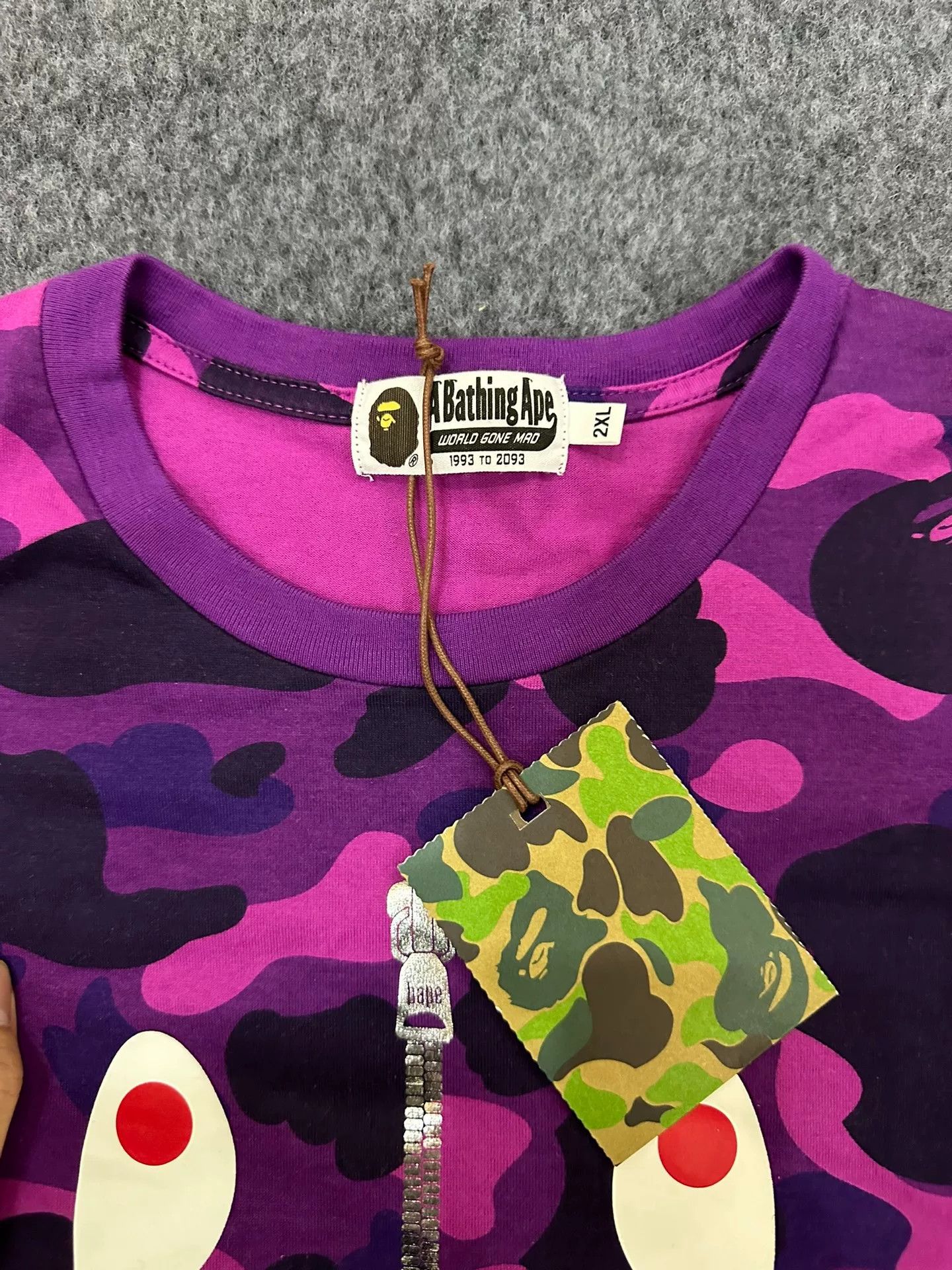 Bape Bape T Multi Shark T-Shirt Casual Size US XL / EU 56 / 4 - 4 Thumbnail