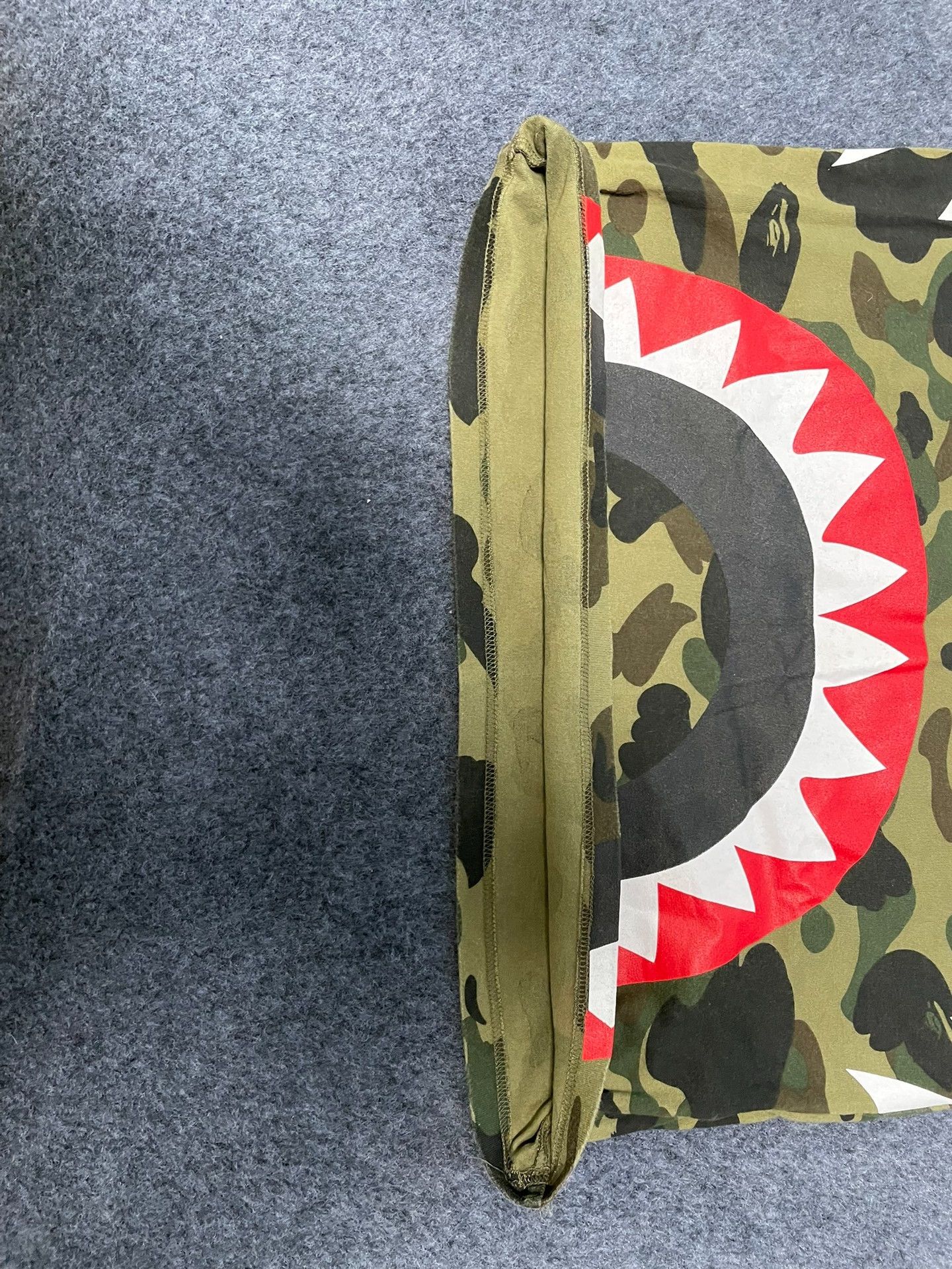 Bape Bape T Multi Shark T-Shirt Casual Size US M / EU 48-50 / 2 - 5 Thumbnail
