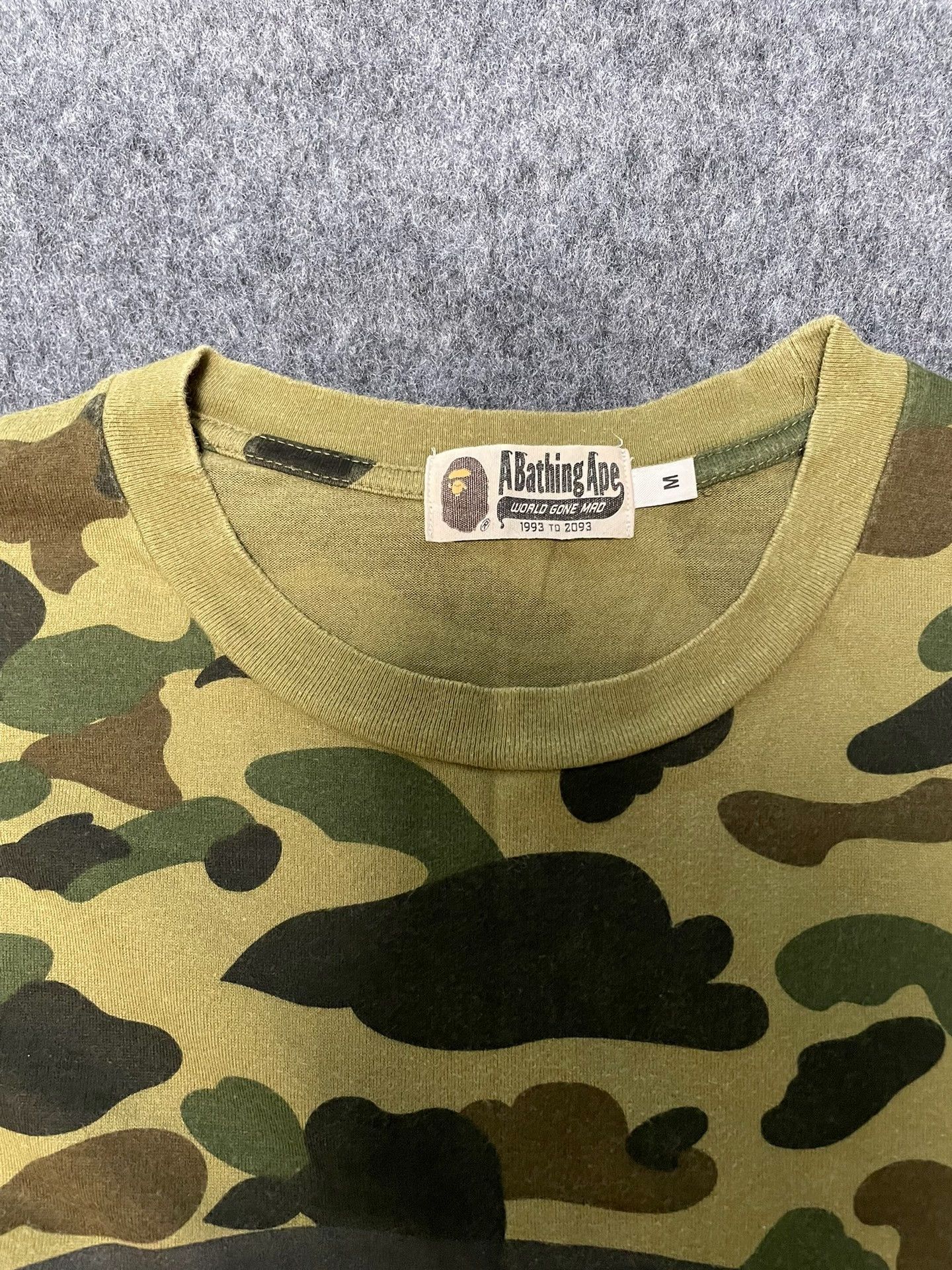 Bape Bape T Multi Shark T-Shirt Casual Size US M / EU 48-50 / 2 - 3 Thumbnail