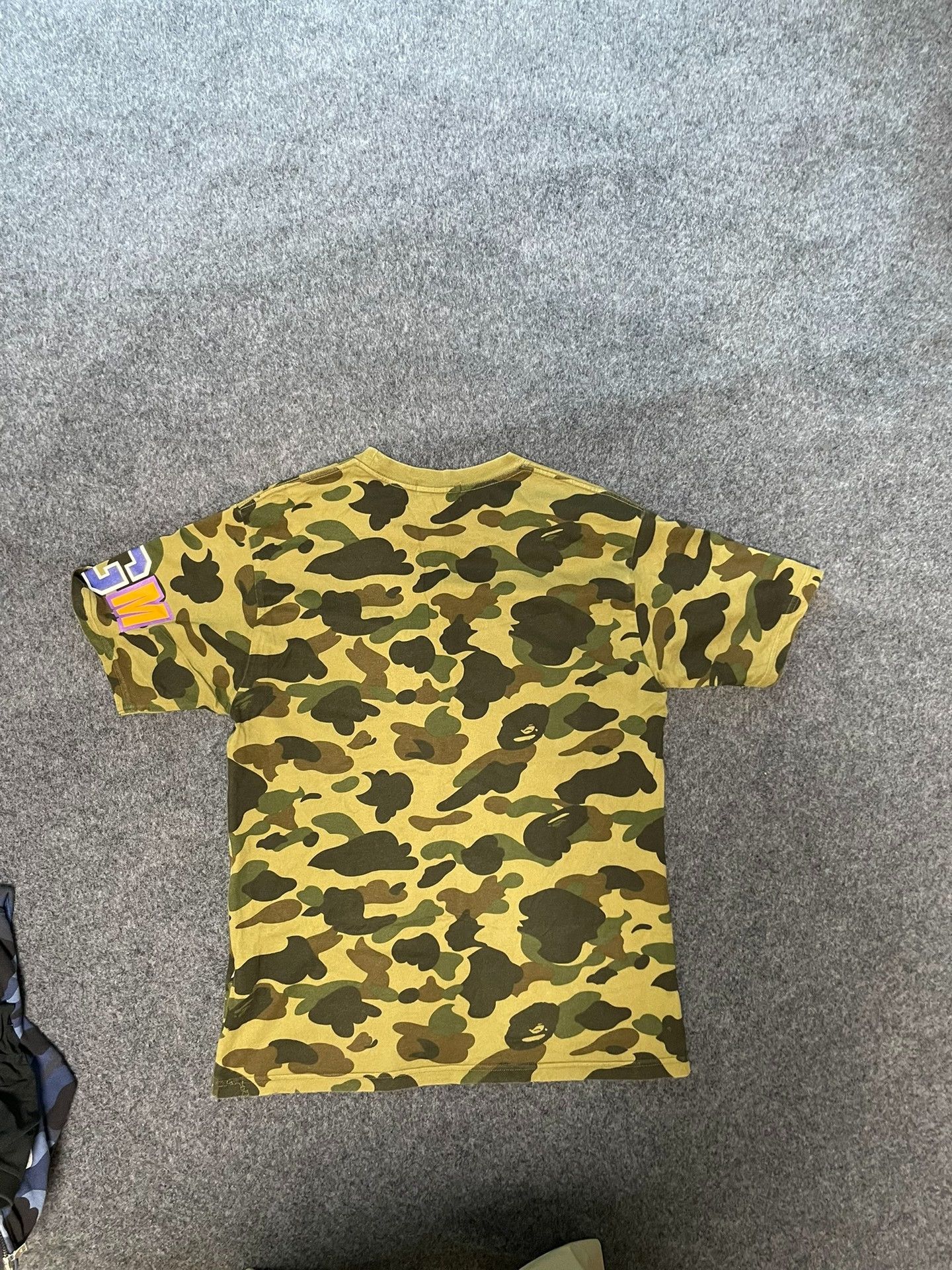 Bape Bape T Multi Shark T-Shirt Casual Size US M / EU 48-50 / 2 - 2 Thumbnail