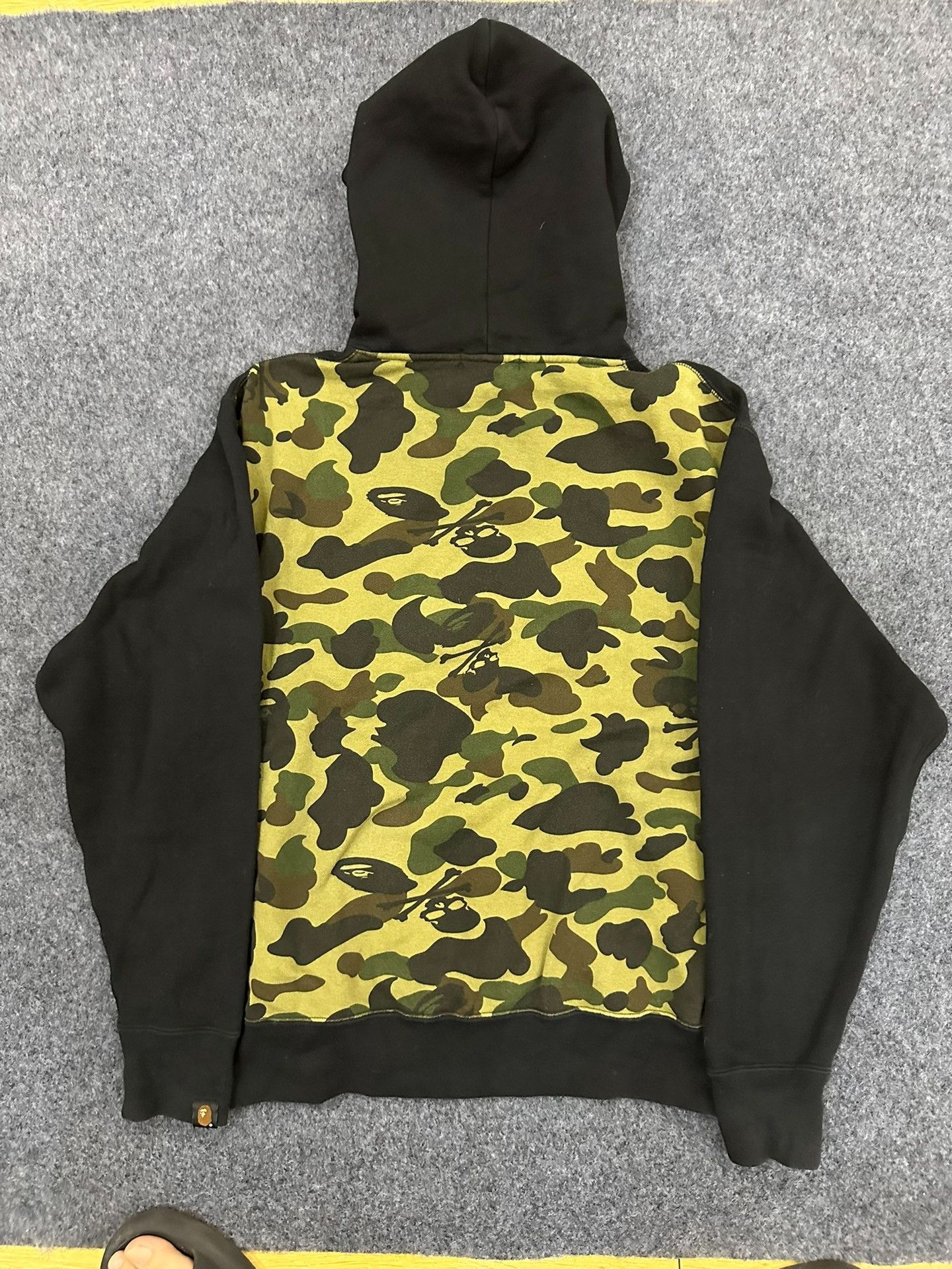 Bape × Mastermind Japan Bape J Multi Shark Sweatshirt Pullover Size US M / EU 48-50 / 2 - 2 Thumbnail