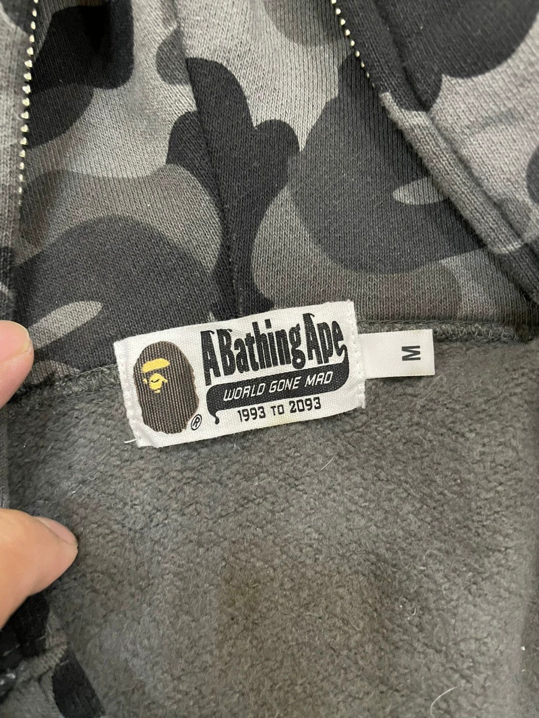Bape Bape Gray Shark Sweatshirt Pullover Size US M / EU 48-50 / 2 - 2 Thumbnail