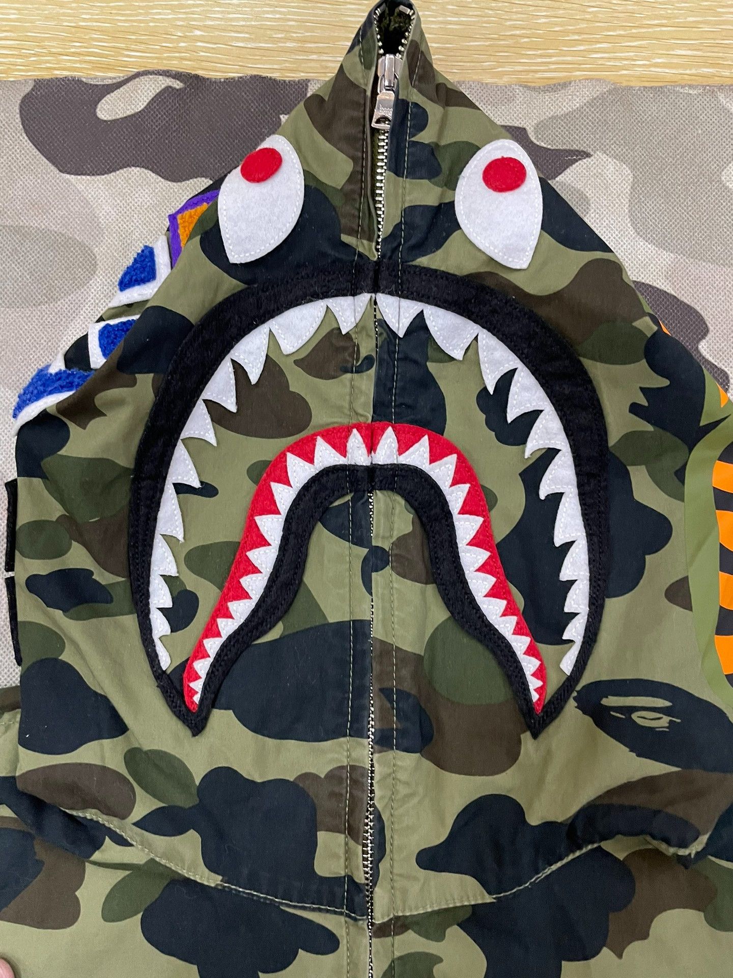 Bape Bape X Green Shark Sweatshirt Pullover Size US XXL / EU 58 / 5 - 2 Thumbnail