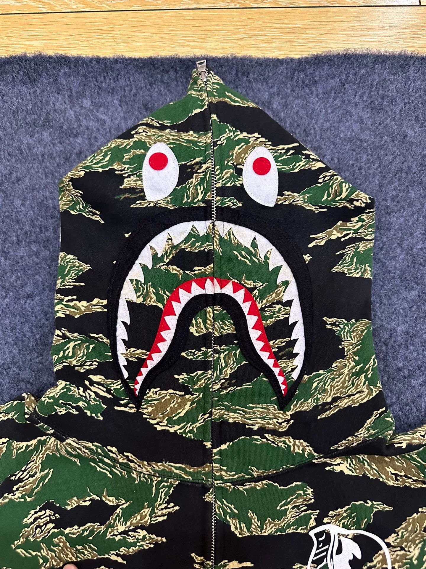 Bape Bape X Multi Shark Sweatshirt Pullover Size US XXL / EU 58 / 5 - 3 Thumbnail