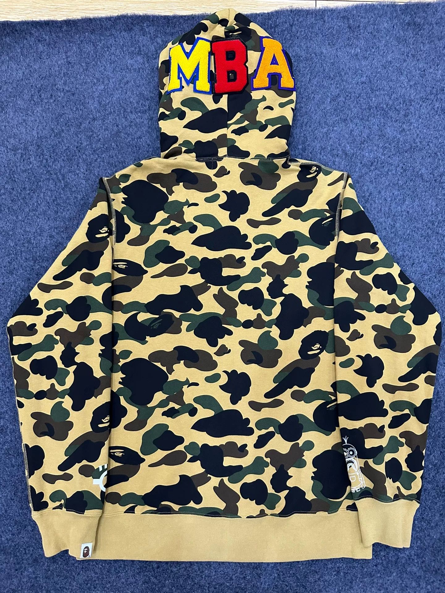 Bape Bape Multi Shark Sweatshirt Pullover Size US XL / EU 56 / 4 - 2 Thumbnail