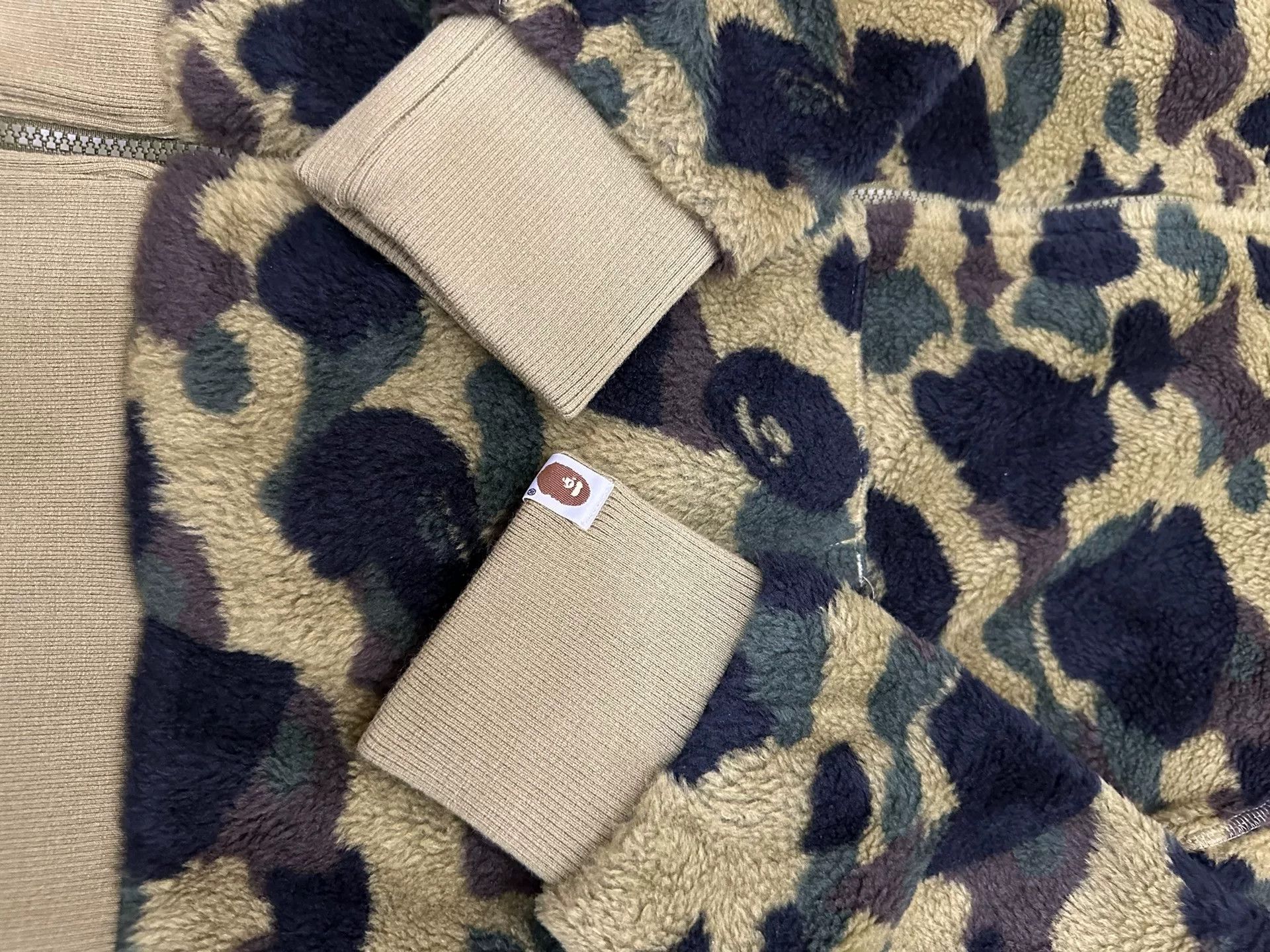 Bape Bape Multi Shark Sweatshirt Pullover Size US XL / EU 56 / 4 - 5 Thumbnail