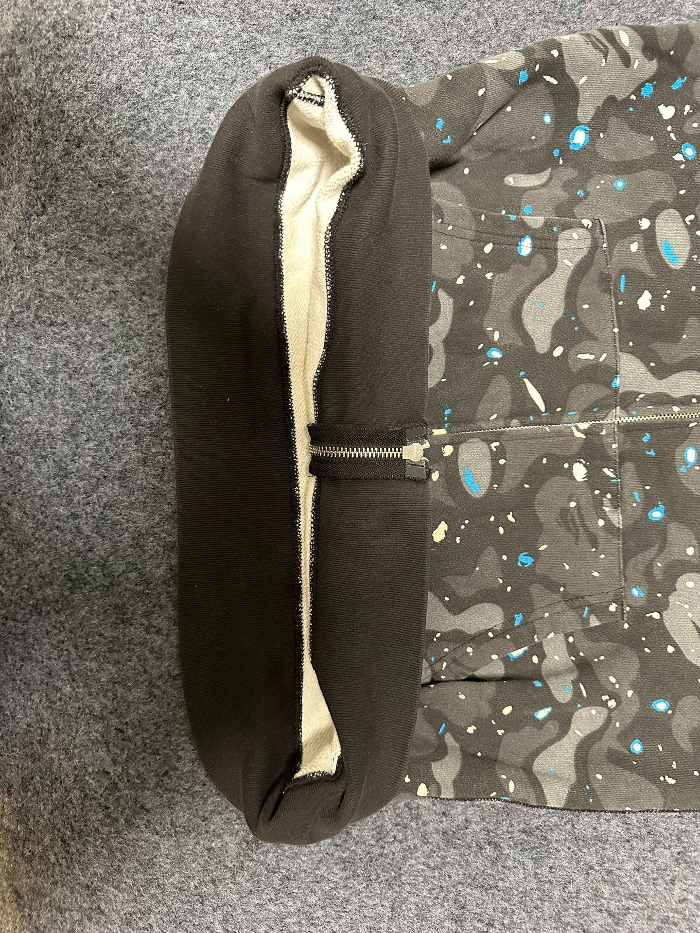 Bape Bape Multi Shark Sweatshirt Pullover Size US M / EU 48-50 / 2 - 5 Thumbnail