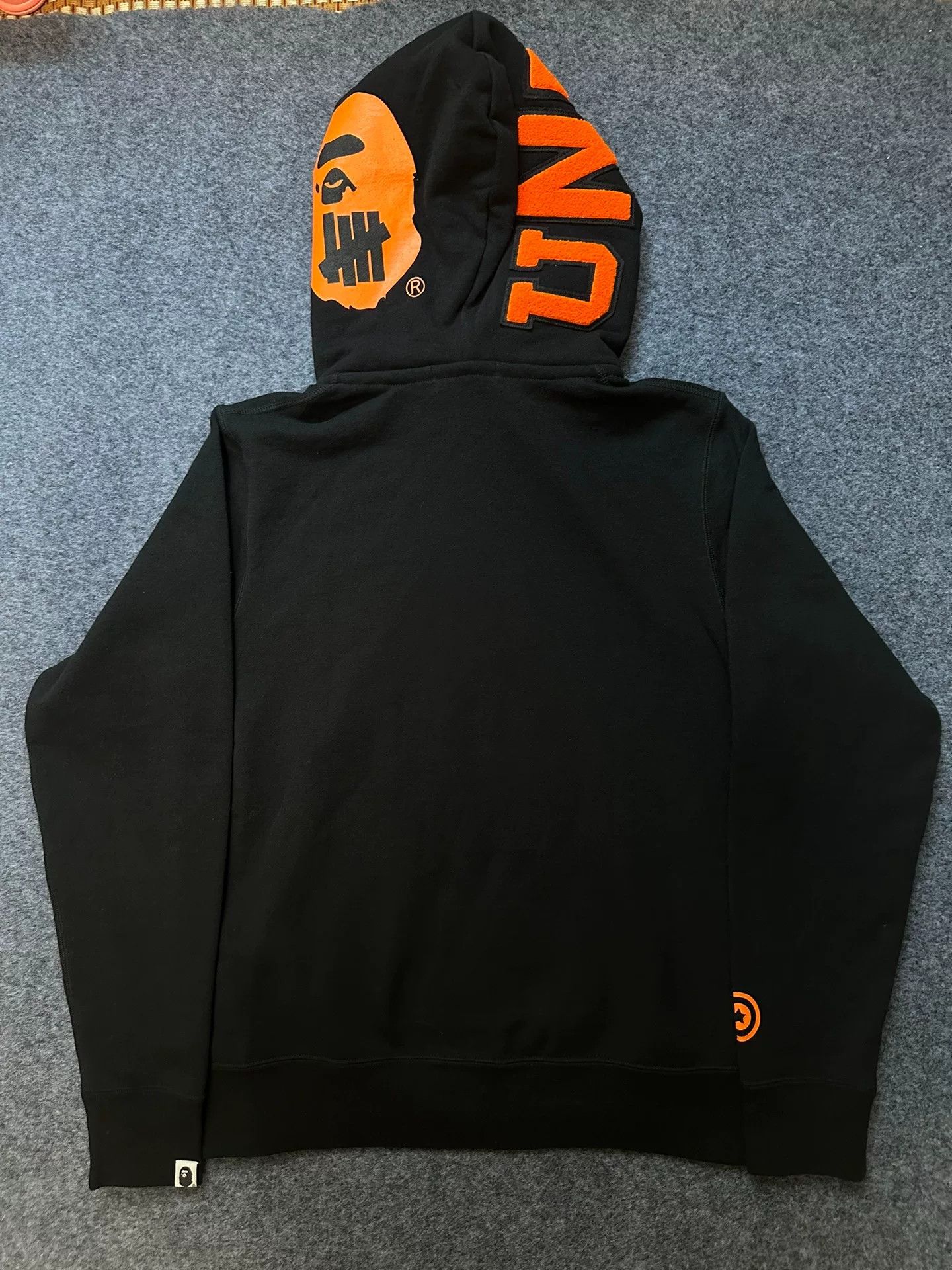 Bape Bape Und Multi Shark Sweatshirt Size US M / EU 48-50 / 2 - 2 Thumbnail
