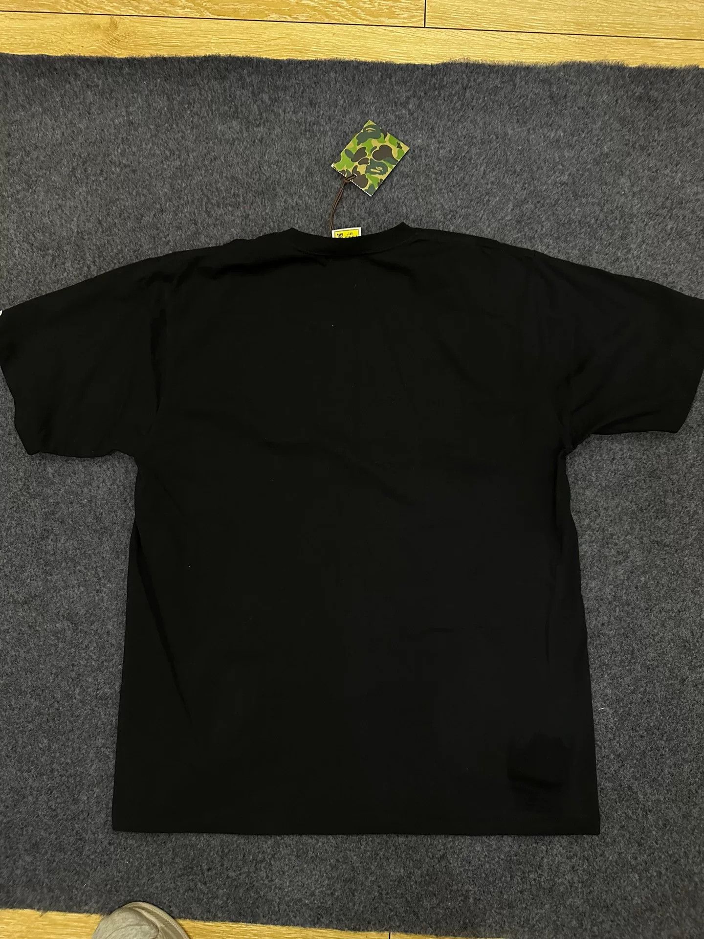 Bape Bape T Multi Shark T-Shirt Casual Size US XXL / EU 58 / 5 - 2 Thumbnail