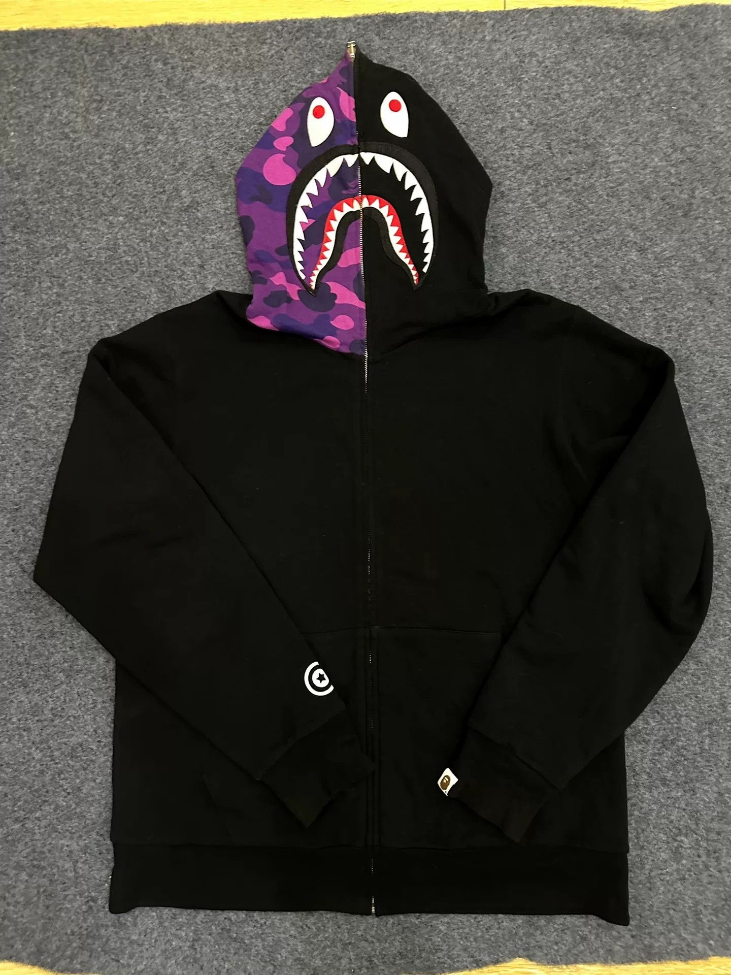 Bape Bape X Multi Shark Sweatshirt Pullover Size US XXL / EU 58 / 5 - 2 Thumbnail