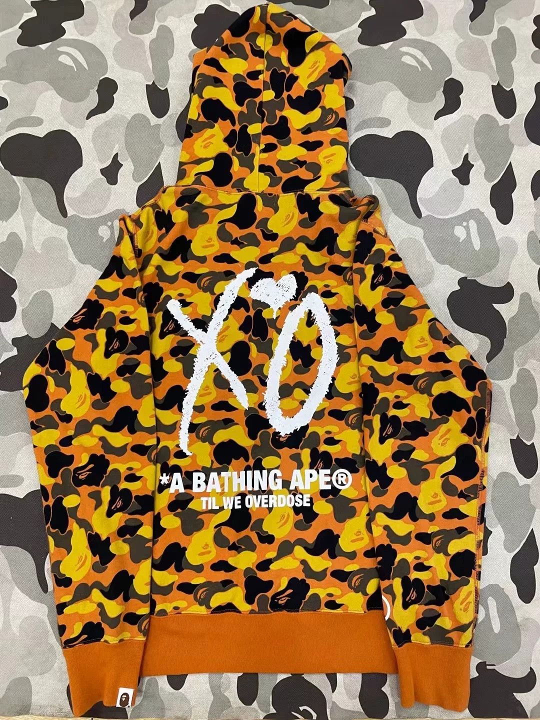 Bape Bape Xo Multi Shark Sweatshirt Size US M / EU 48-50 / 2 - 2 Thumbnail