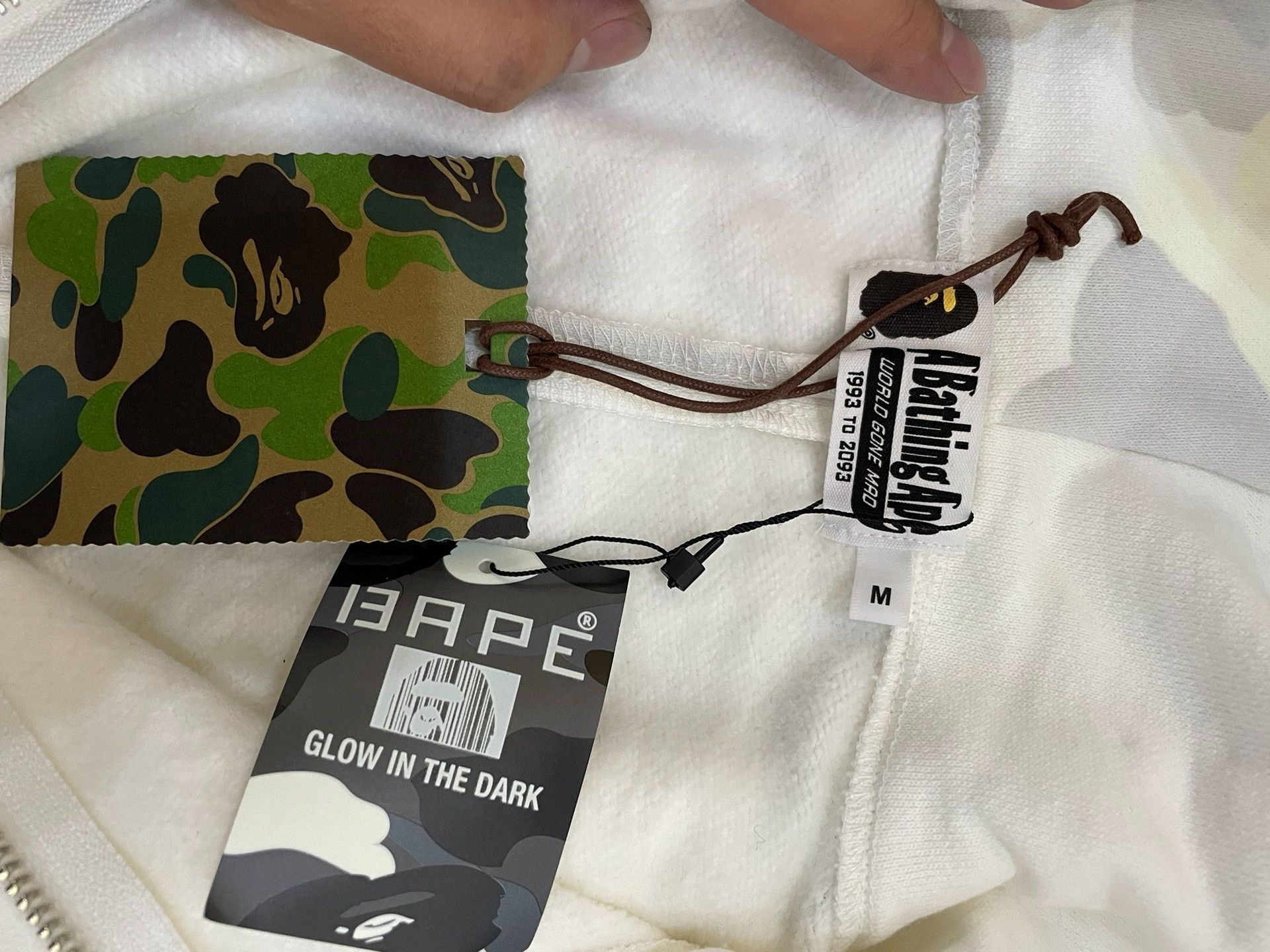 Bape Bape Multi Shark Sweatshirt Pullover Size US M / EU 48-50 / 2 - 5 Thumbnail