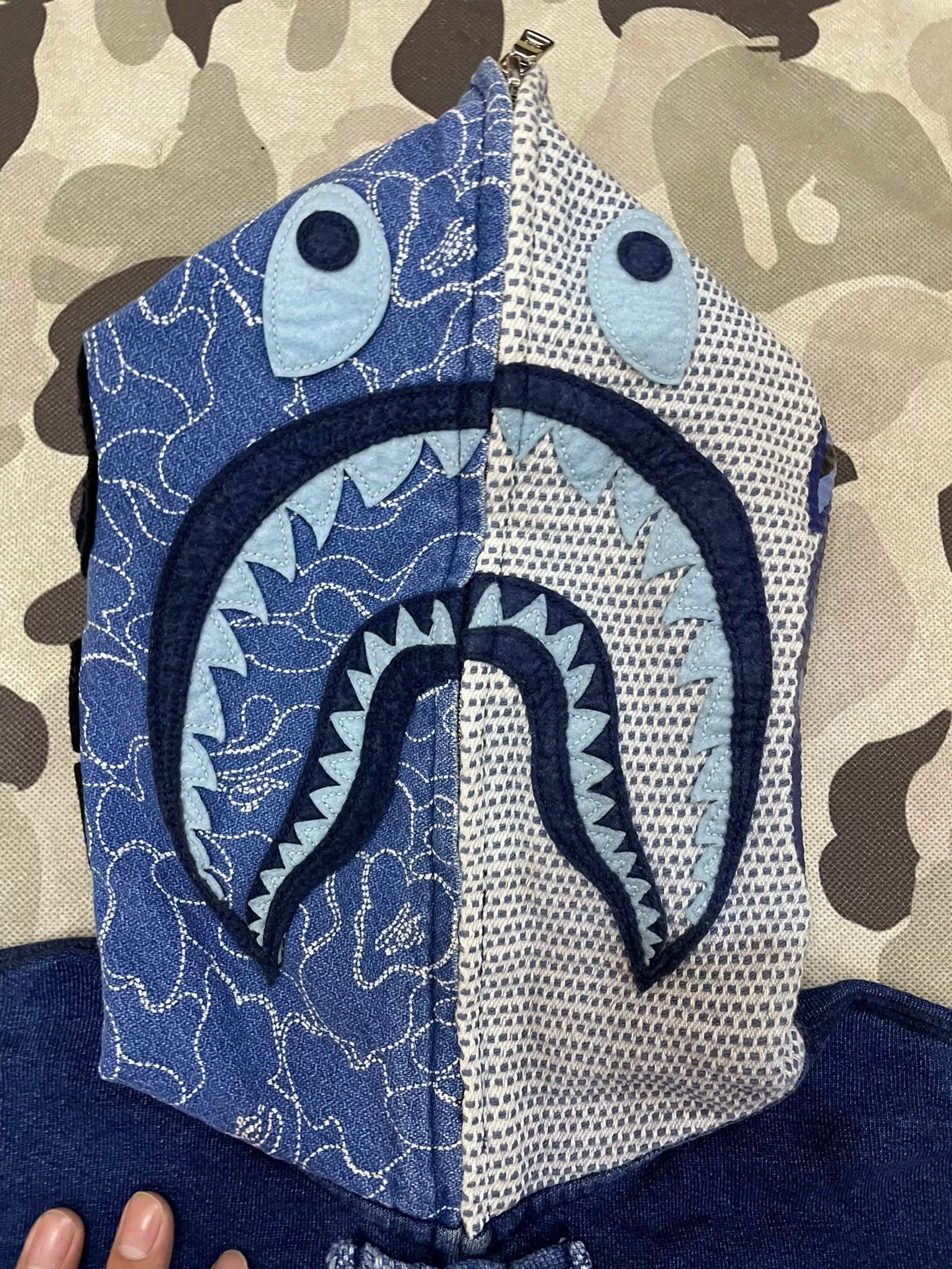 Bape Bape Shark Sweatshirt Pullover Size US M / EU 48-50 / 2 - 2 Thumbnail
