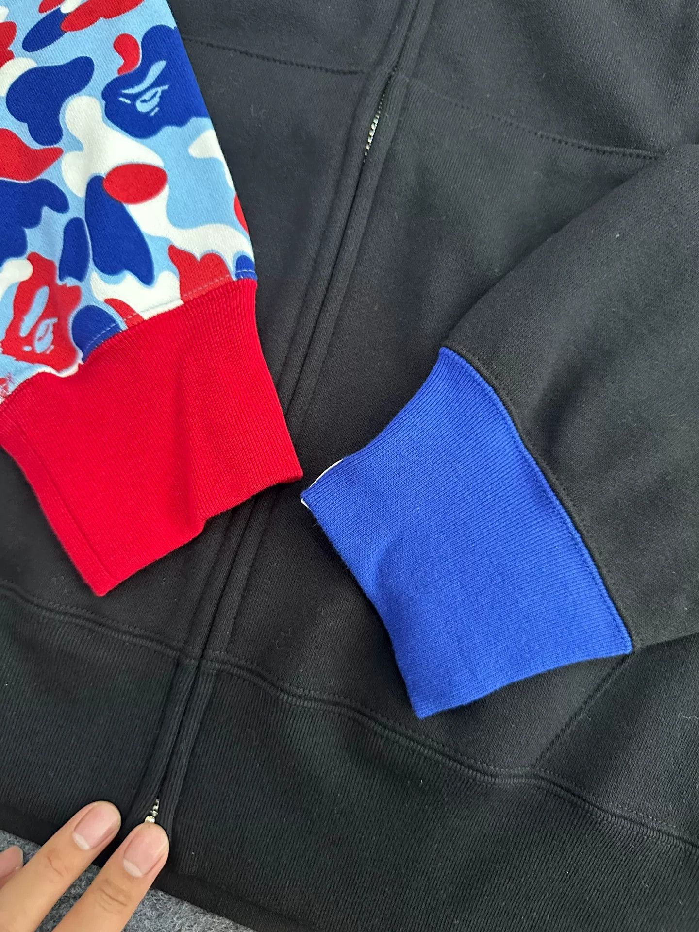Bape Bape Multi Shark Sweatshirt Pullover Size US XL / EU 56 / 4 - 5 Thumbnail