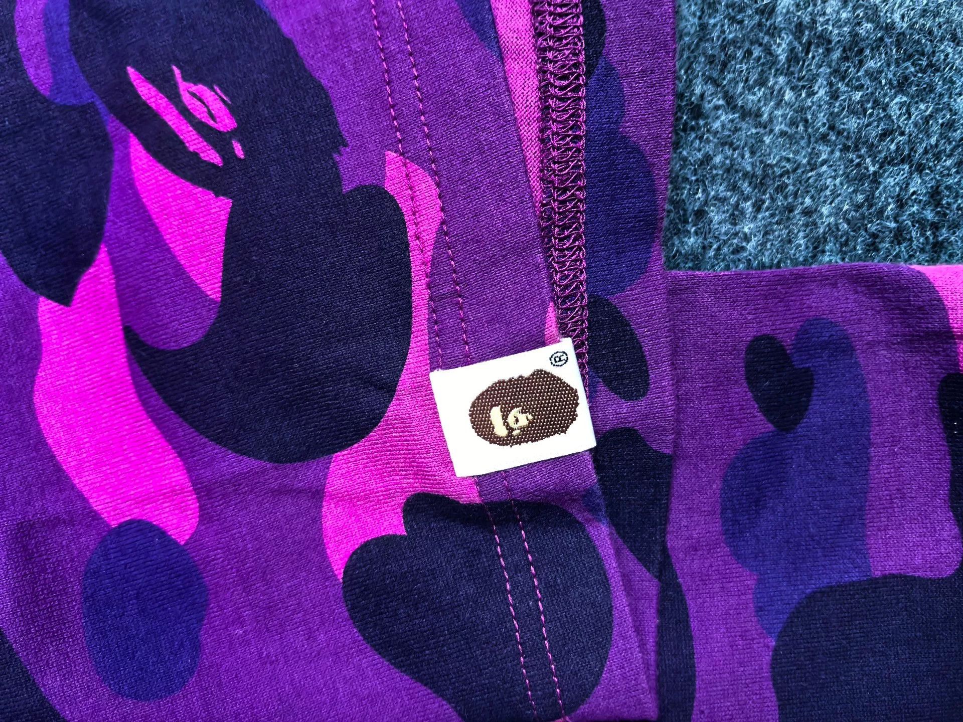 Bape Bape T Multi Glow T-Shirt Casual Size US XXL / EU 58 / 5 - 4 Thumbnail