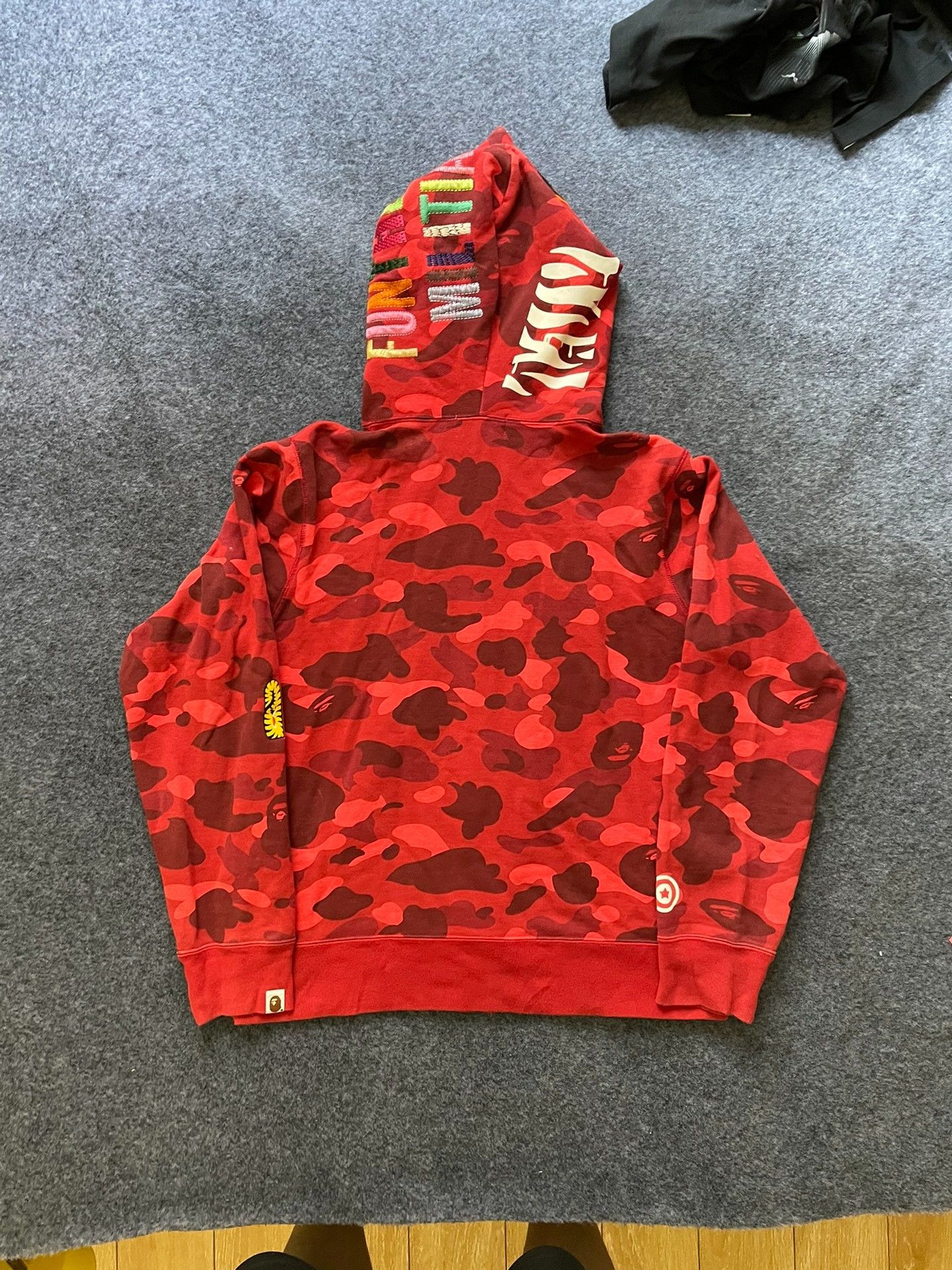 Bape Bape Multi Shark Sweatshirt Pullover Size US M / EU 48-50 / 2 - 2 Thumbnail