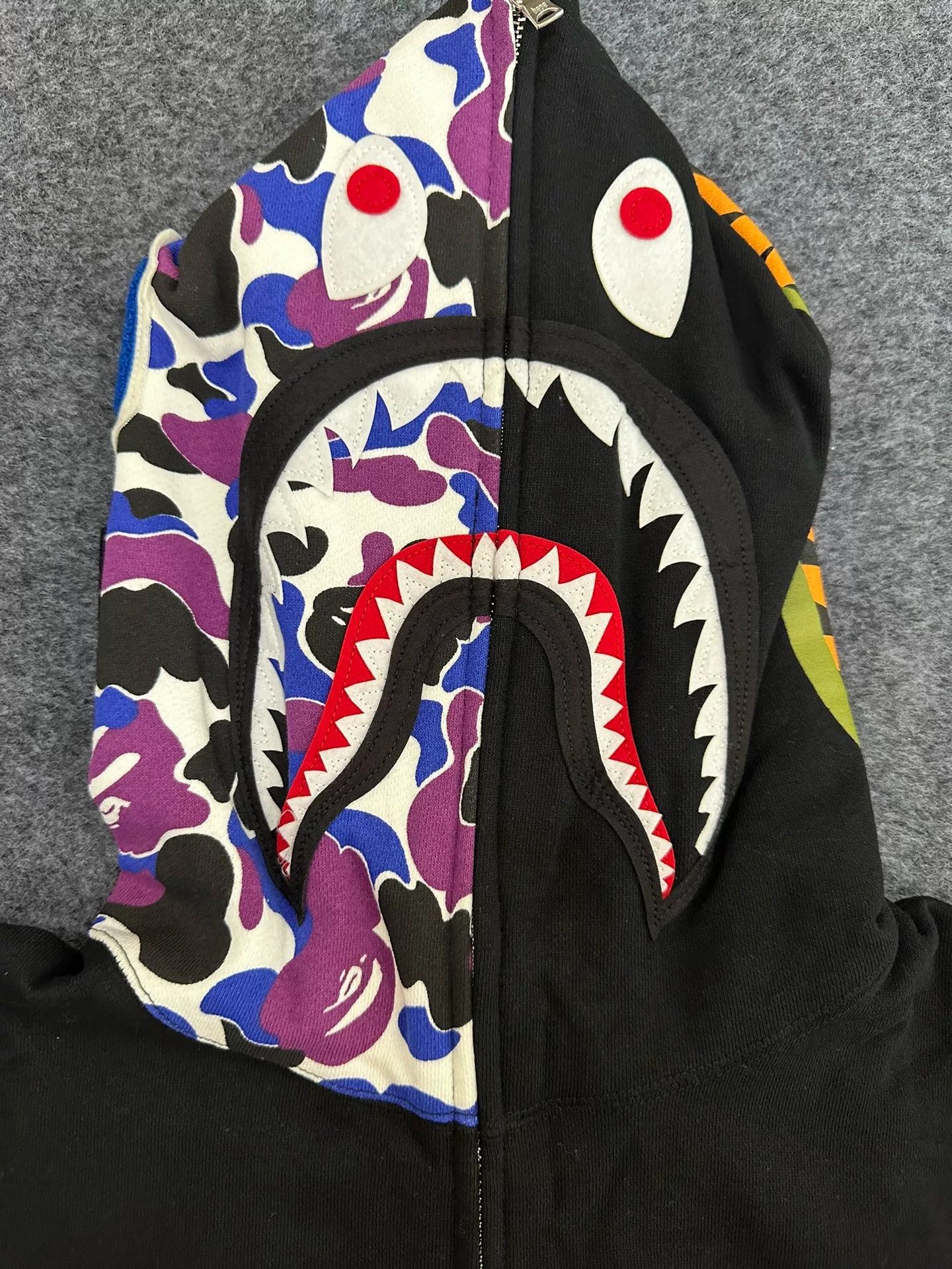 Bape Bape Ta Multi Shark Sweatshirt Size US L / EU 52-54 / 3 - 3 Thumbnail