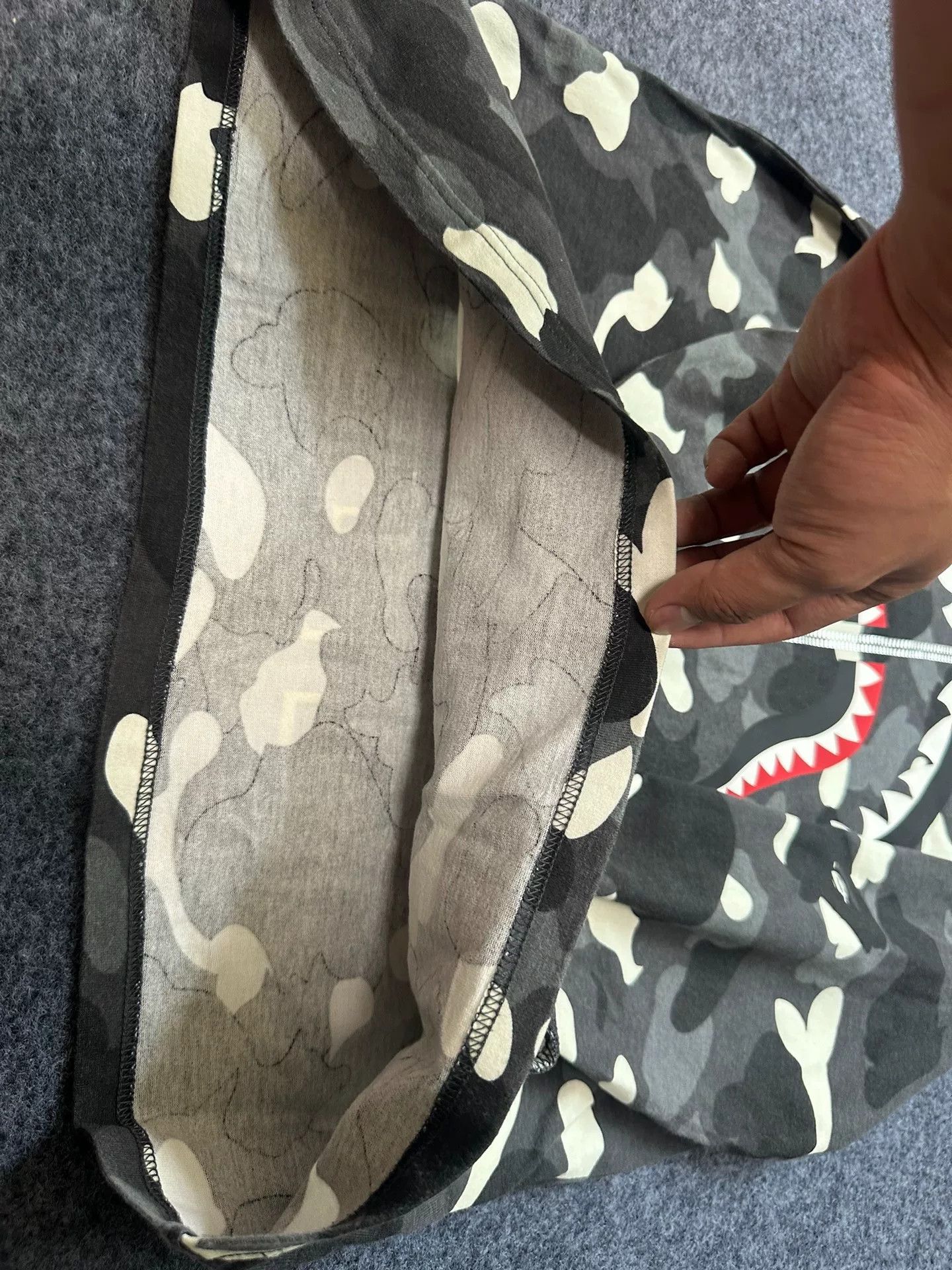 Bape Bape T Multi Shark Long Sleeve Tee Size US M / EU 48-50 / 2 - 6 Thumbnail