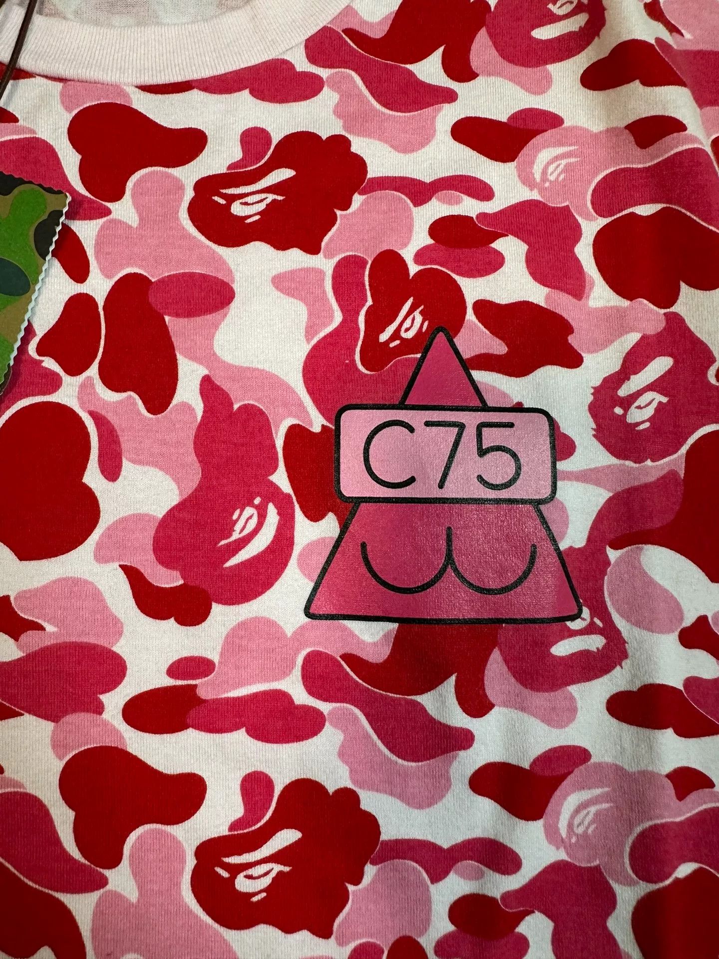 Bape Bape C Multi Glow T-Shirt Casual Size US L / EU 52-54 / 3 - 3 Thumbnail