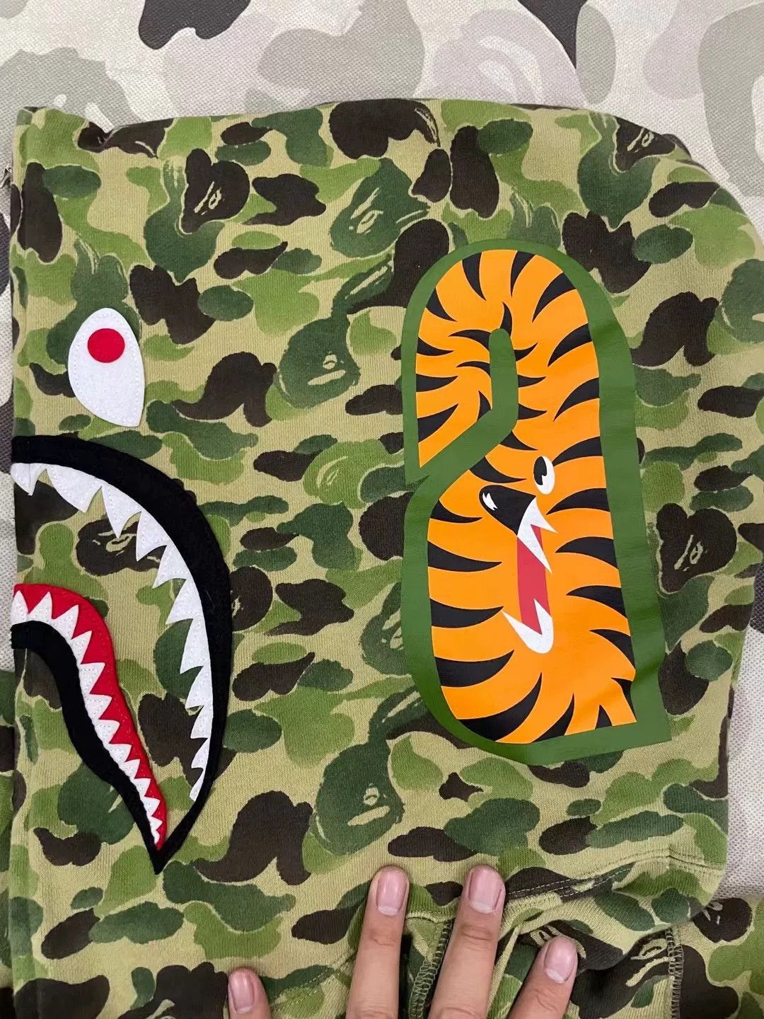 Bape Bape Xx Multi Shark Sweatshirt Size US XXL / EU 58 / 5 - 4 Thumbnail