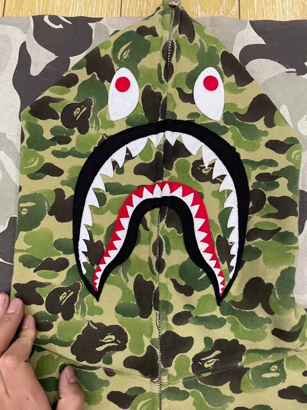 Bape Bape Xx Multi Shark Sweatshirt Size US XXL / EU 58 / 5 - 2 Thumbnail