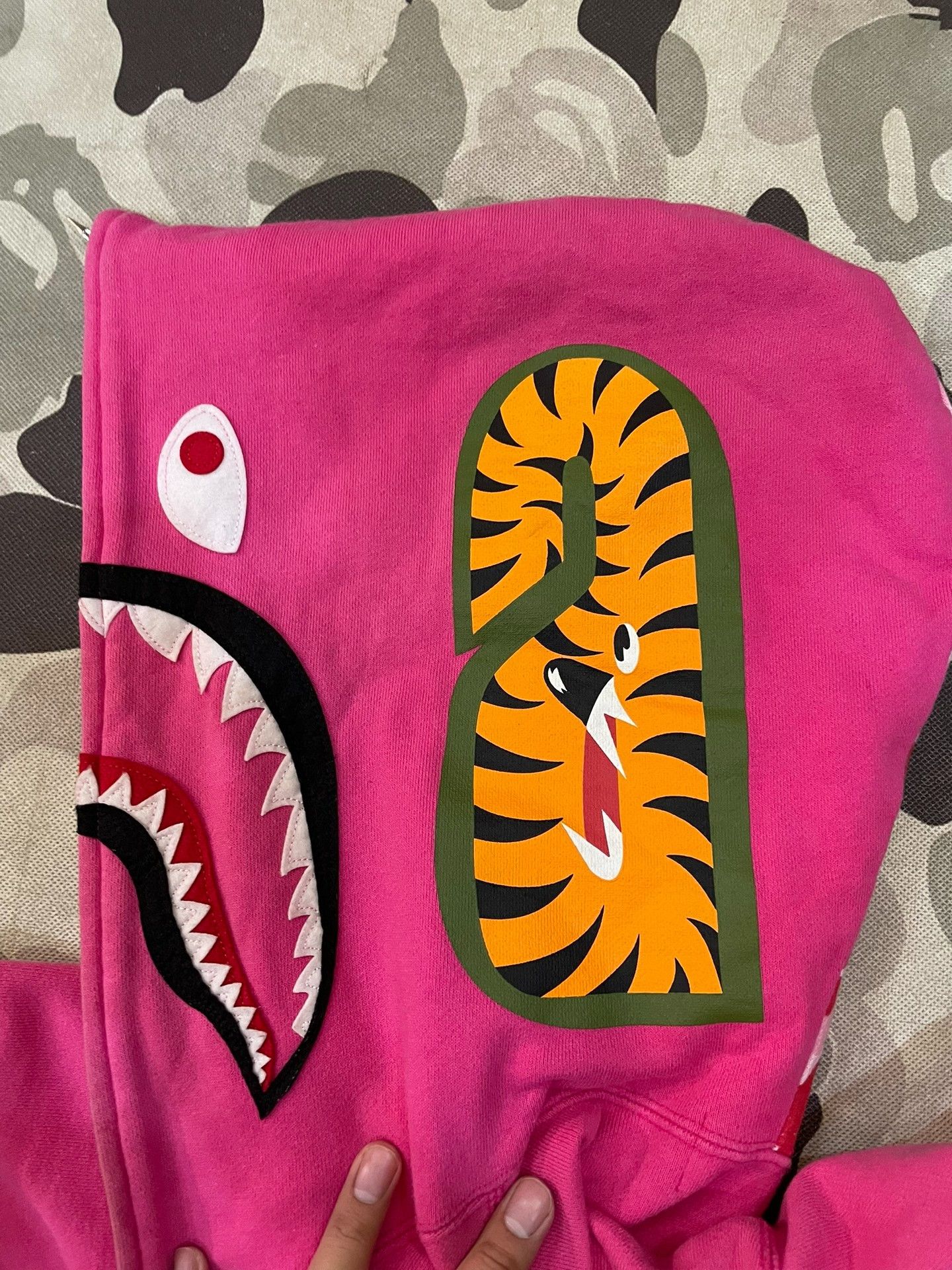 Bape Bape I O Multi Shark Sweatshirt Size US L / EU 52-54 / 3 - 4 Thumbnail