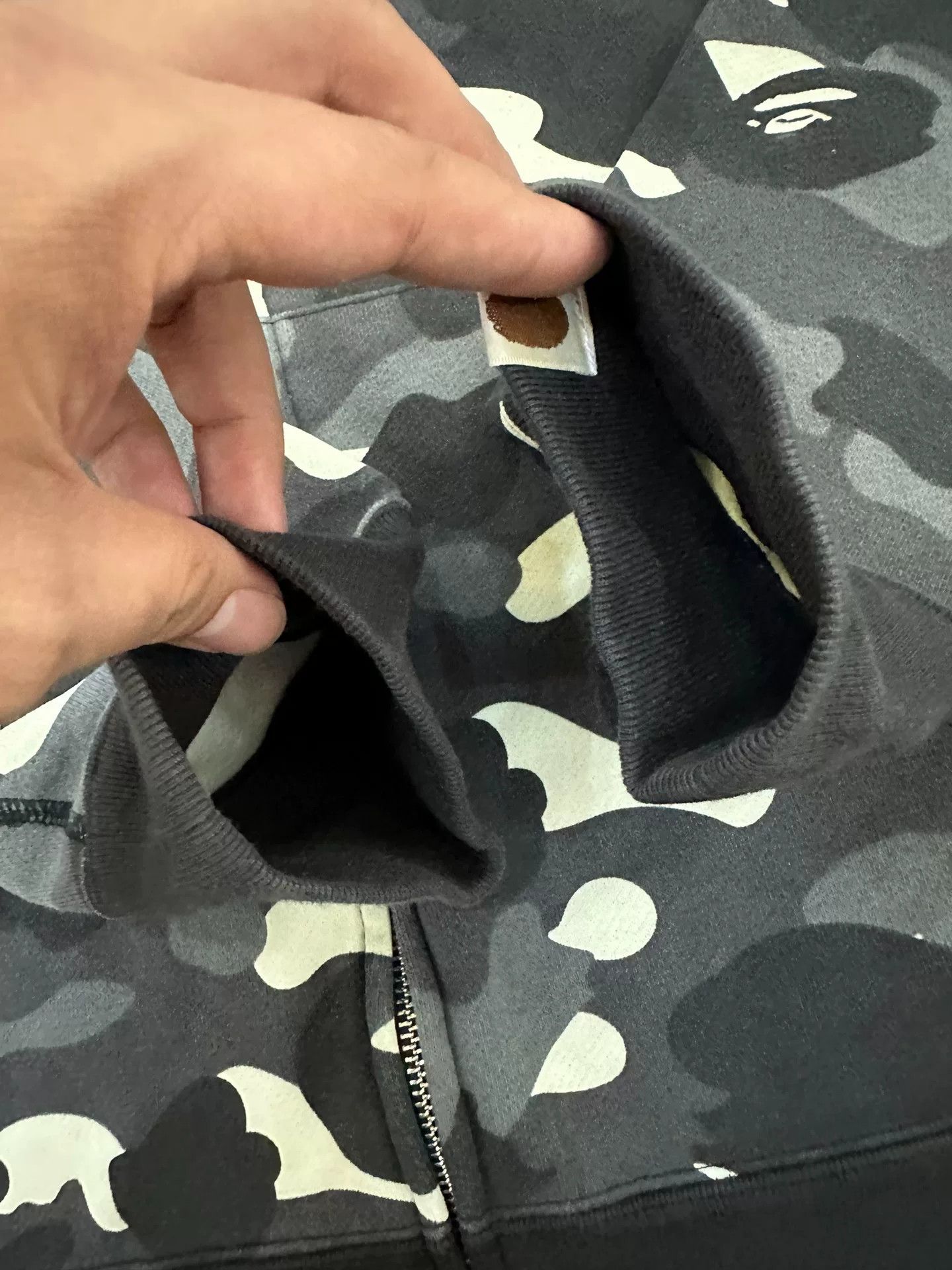 Bape Bape Multi Shark Sweatshirt Pullover Size US XL / EU 56 / 4 - 5 Thumbnail