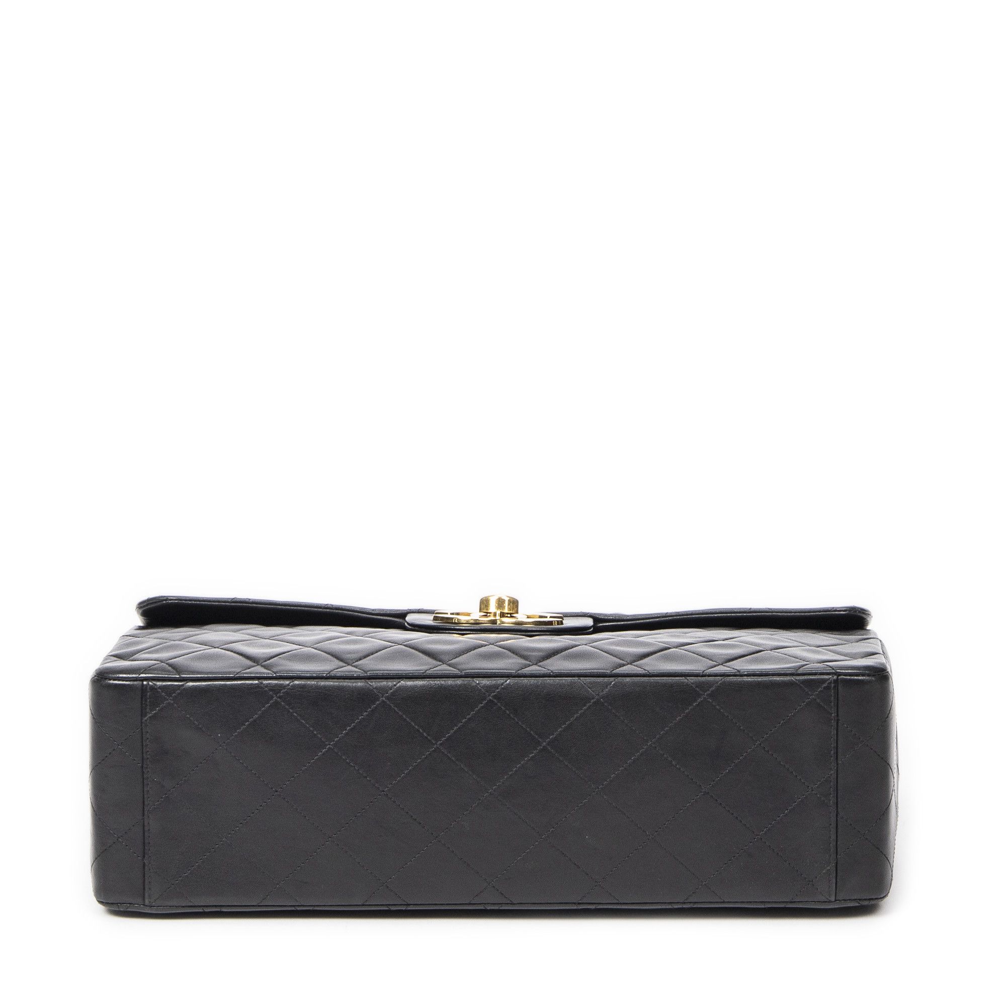 Chanel Maxi Jumbo XL Flap Size ONE SIZE - 6 Thumbnail