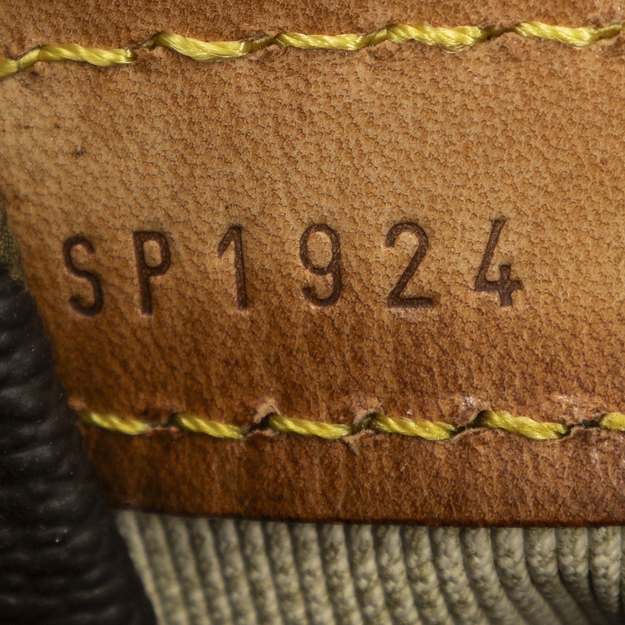 Louis Vuitton Reporter GM Size ONE SIZE - 10 Thumbnail