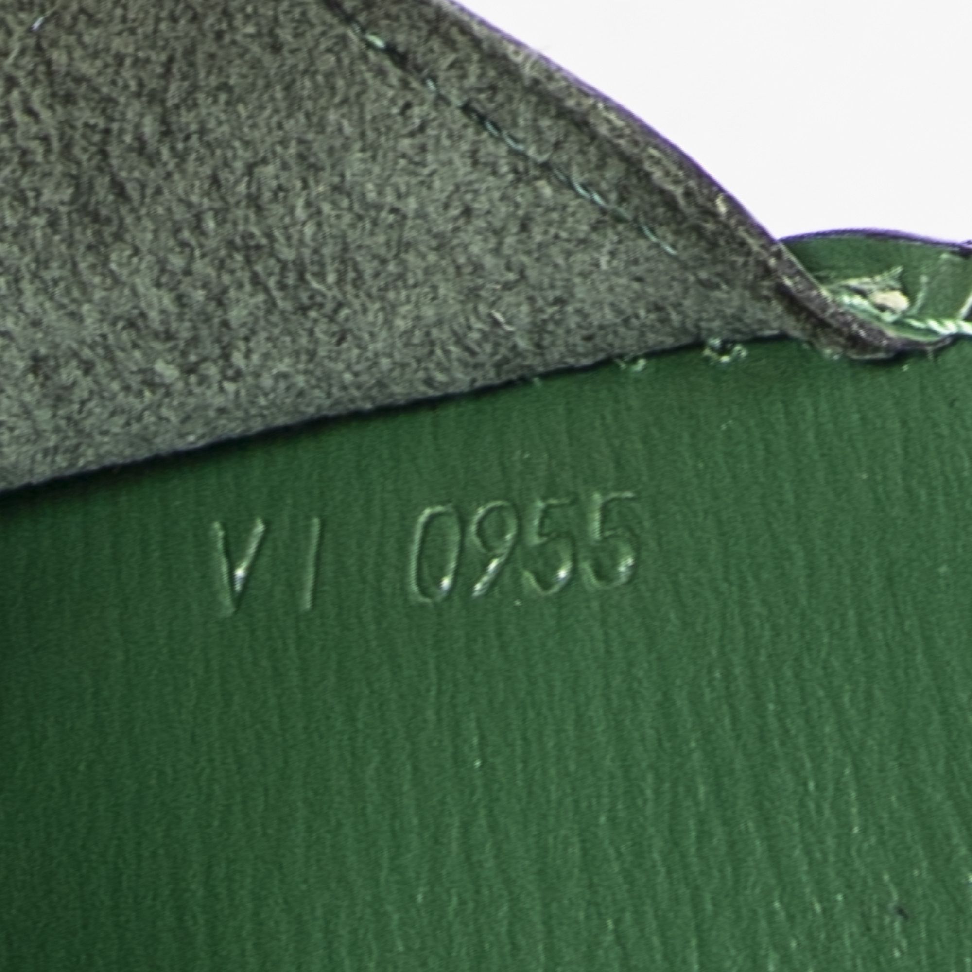 Louis Vuitton Cluny Size ONE SIZE - 10 Thumbnail
