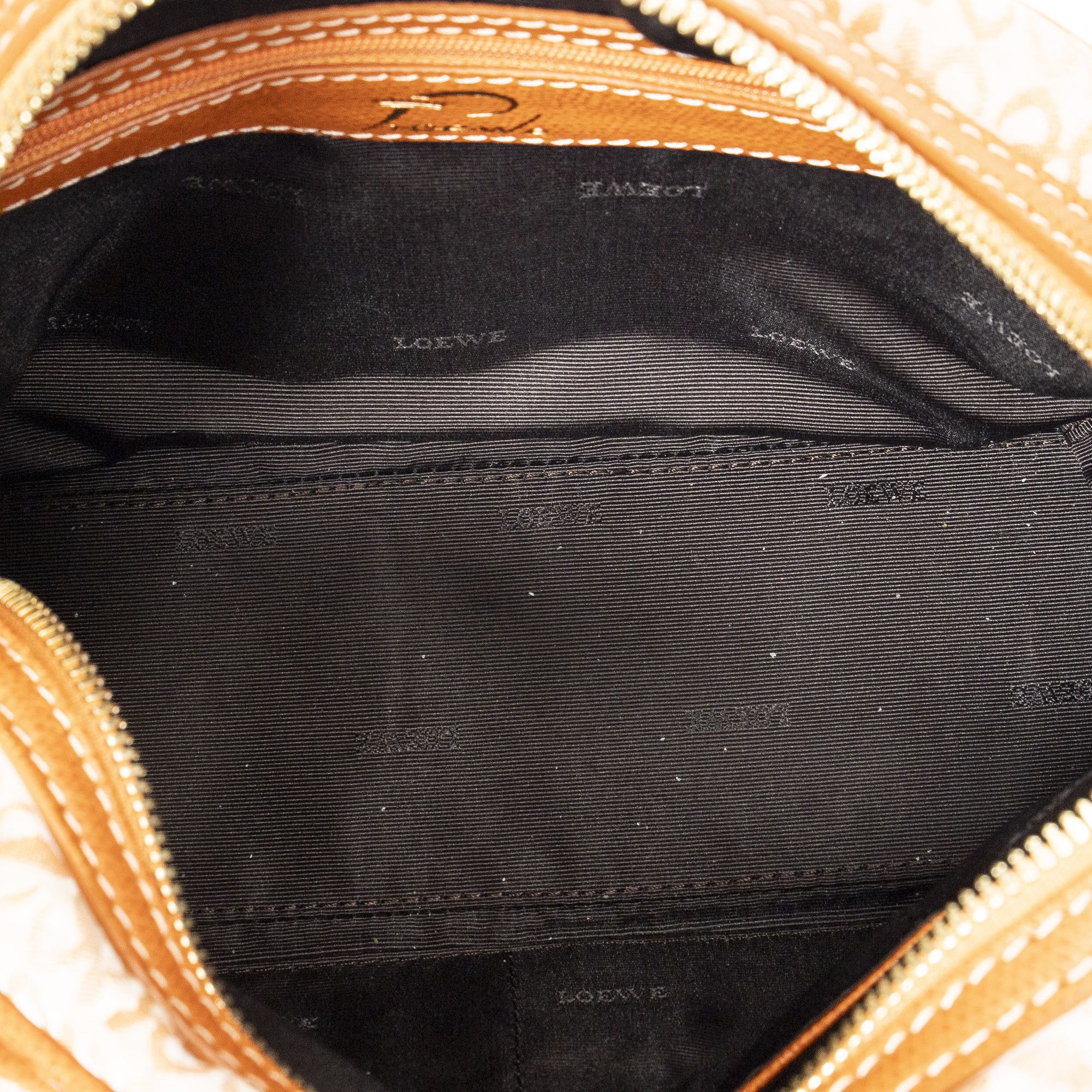 Loewe Small Anagram Side Pocket Boston Size ONE SIZE - 9 Thumbnail