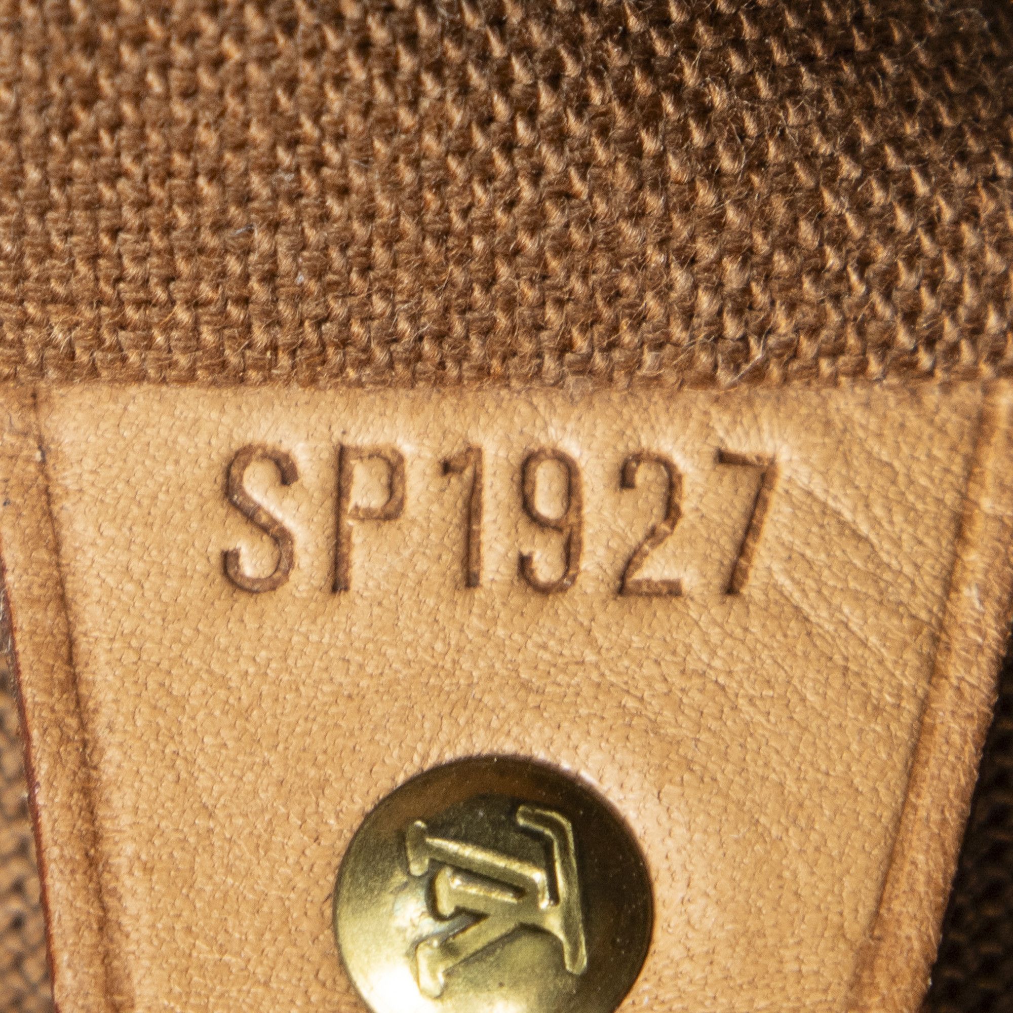 Louis Vuitton Montsouris MM Size ONE SIZE - 10 Thumbnail