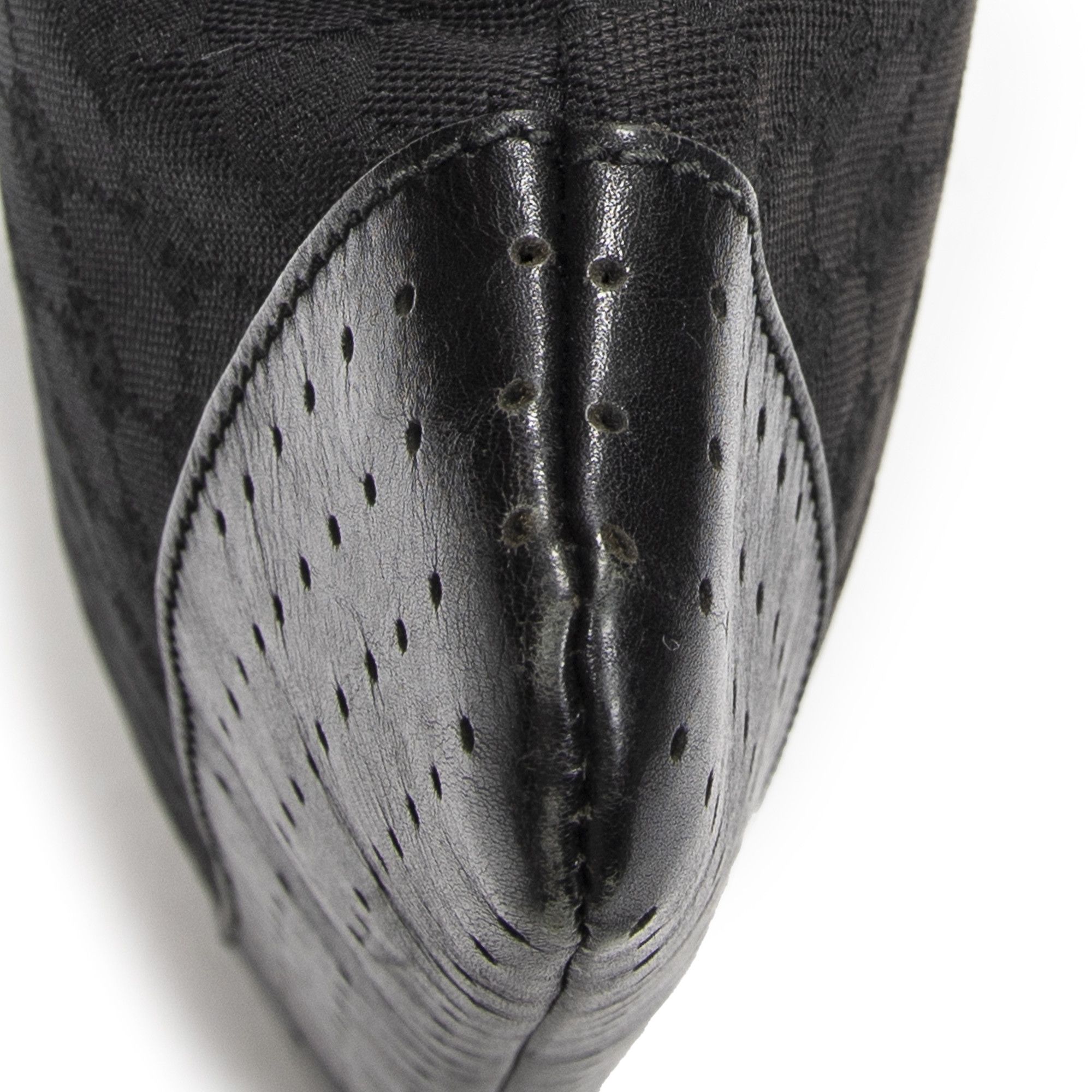 Gucci Medium Perforated Crossbody Size ONE SIZE - 7 Thumbnail