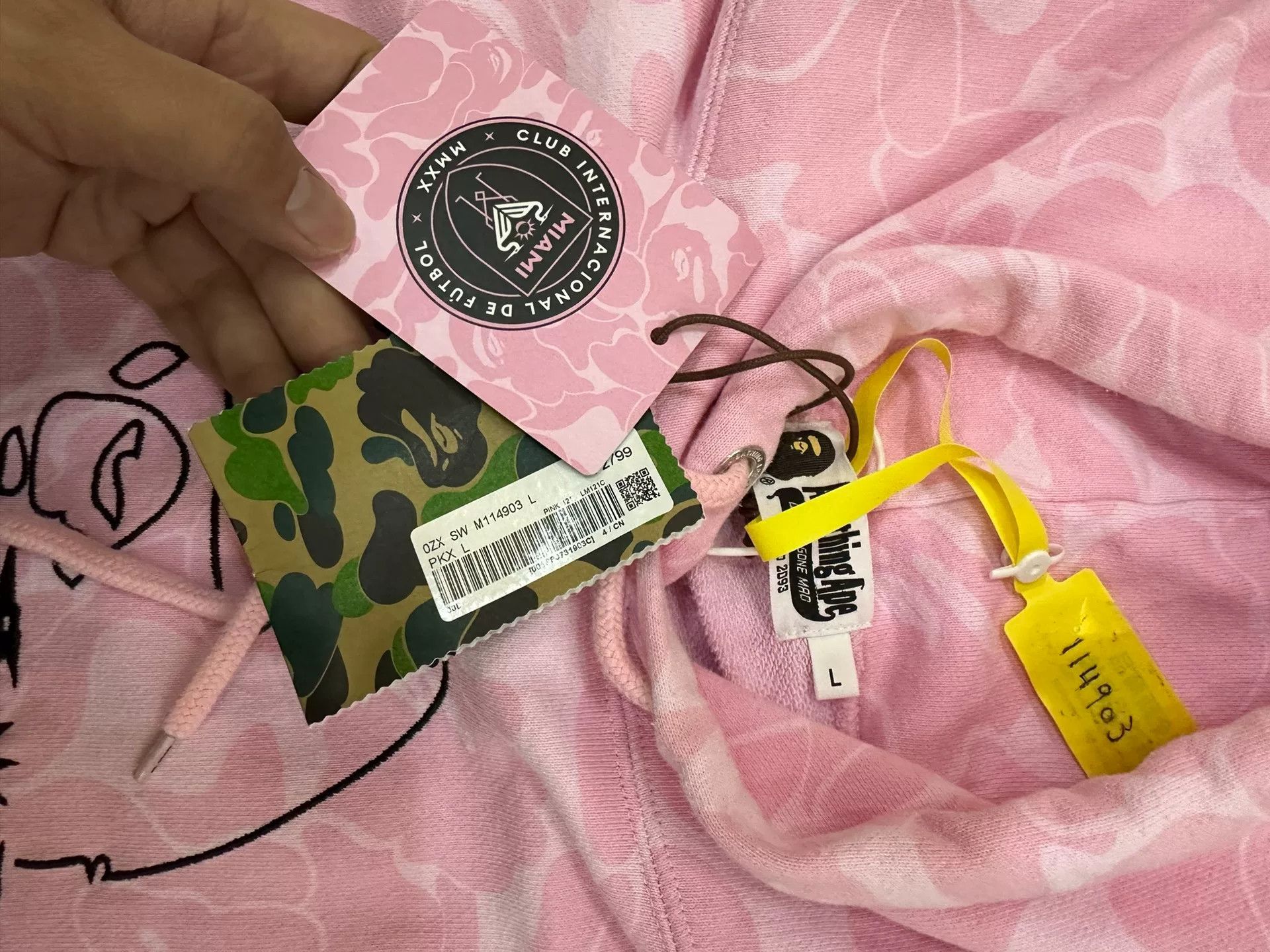 Bape Bape Multi Glow Sweatshirt Pullover Size US L / EU 52-54 / 3 - 3 Thumbnail
