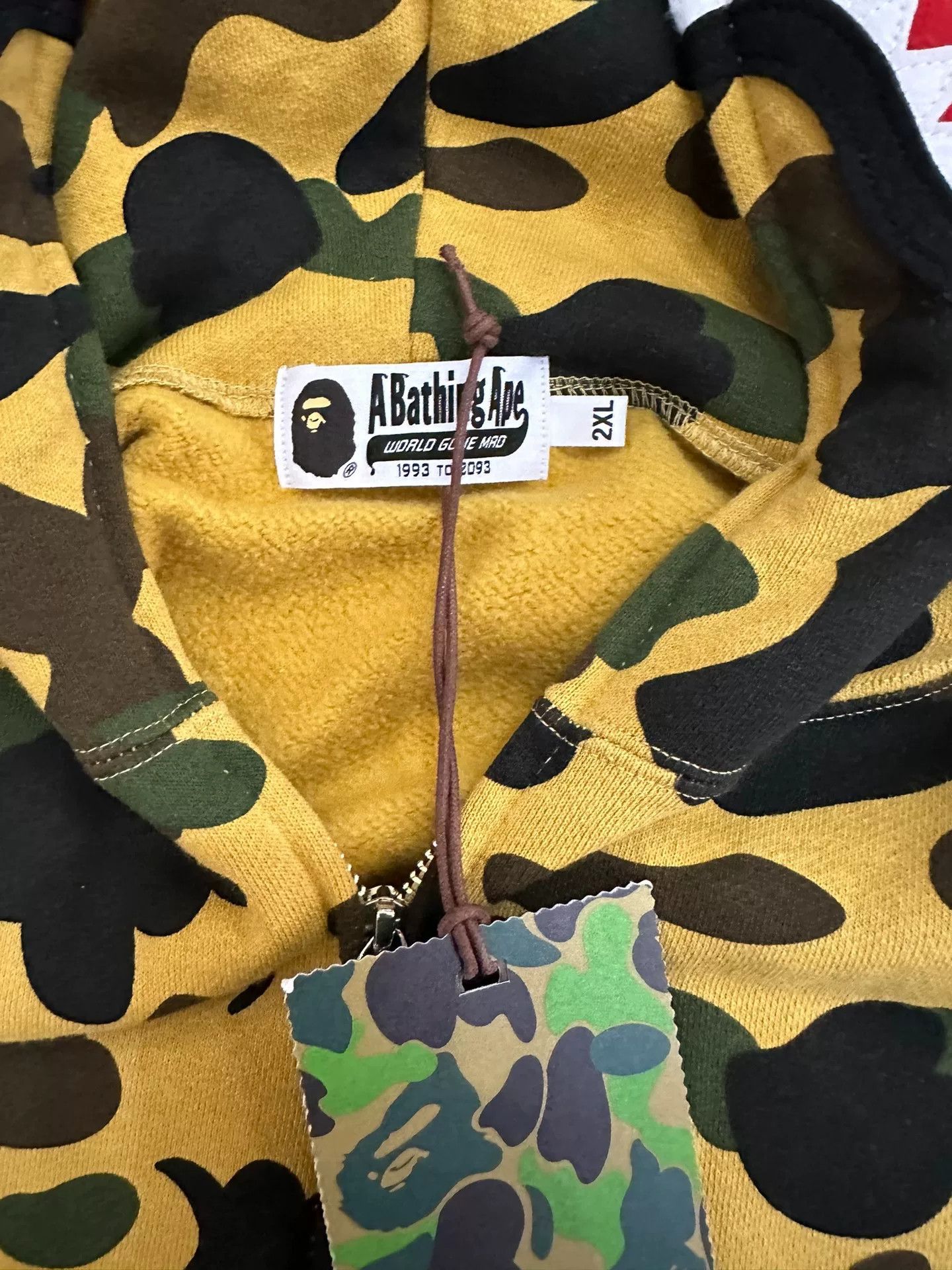 Bape Bape Ponr Multi Shark Sweatshirt Size US XXL / EU 58 / 5 - 3 Thumbnail