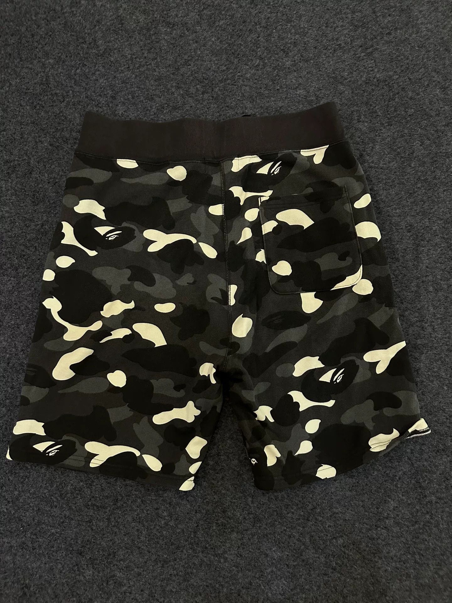 Bape Bape Multi Shark Shorts Designer Size US 36 / EU 52 - 2 Thumbnail