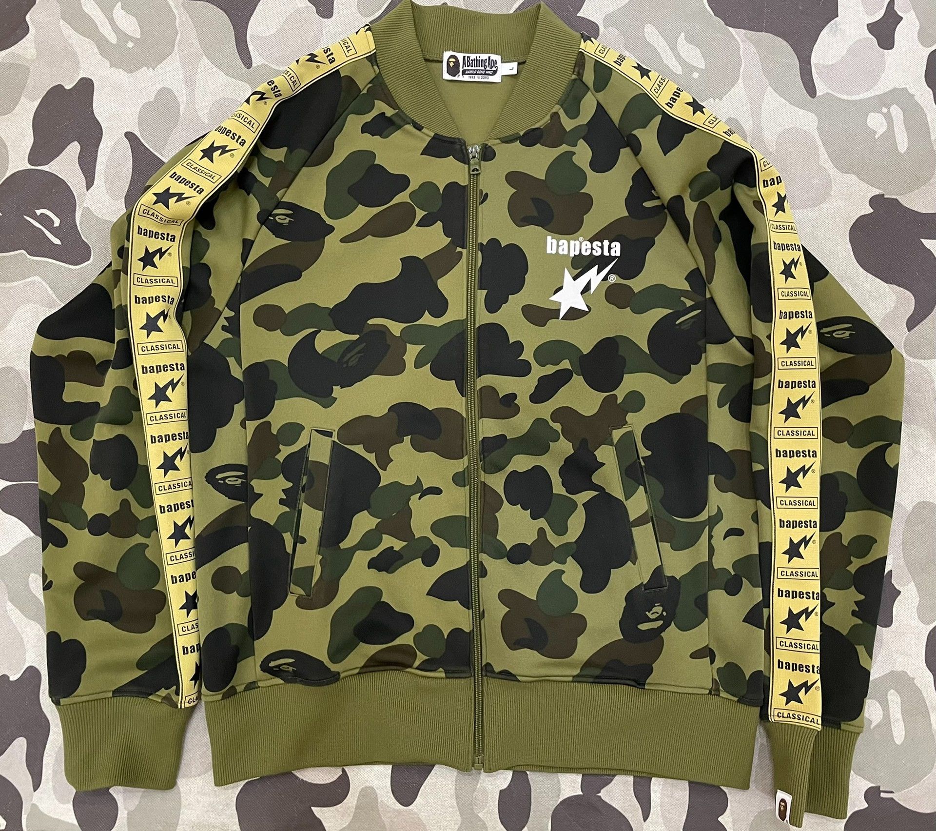 Bape Bape Ta Green Shark Jacket Outerwear Size US L / EU 52-54 / 3 - 2 Thumbnail