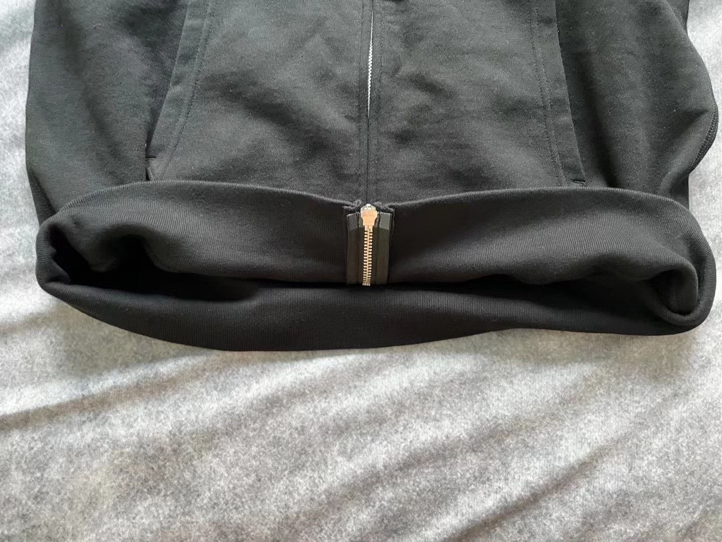 Bape Bape Xo Multi Shark Sweatshirt Size US XL / EU 56 / 4 - 4 Thumbnail
