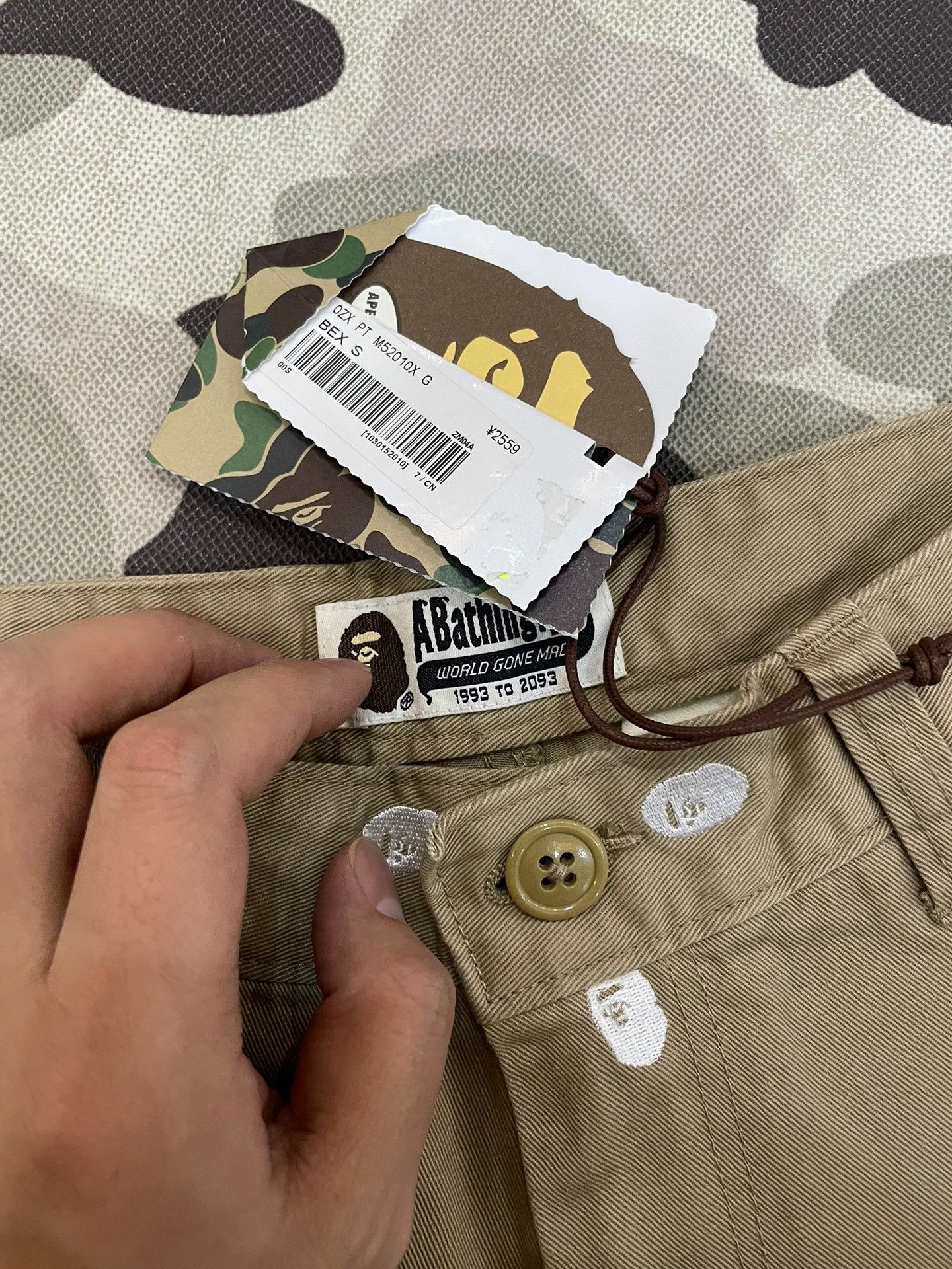 Bape Bape Beige Shark Denim Designer Size US 30 / EU 46 - 3 Thumbnail