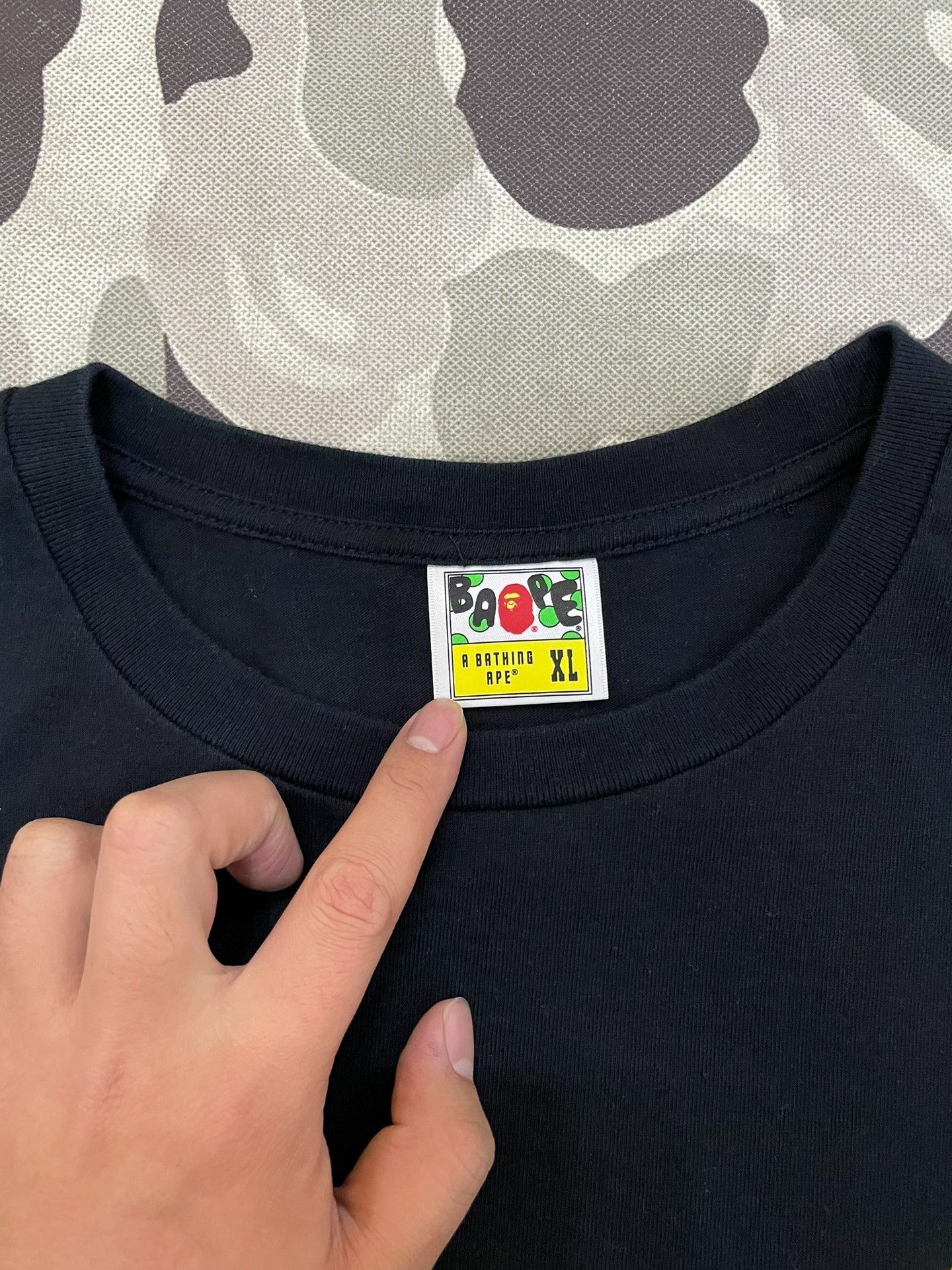Bape Bape T Multi Shark T-Shirt Casual Size US XL / EU 56 / 4 - 4 Thumbnail