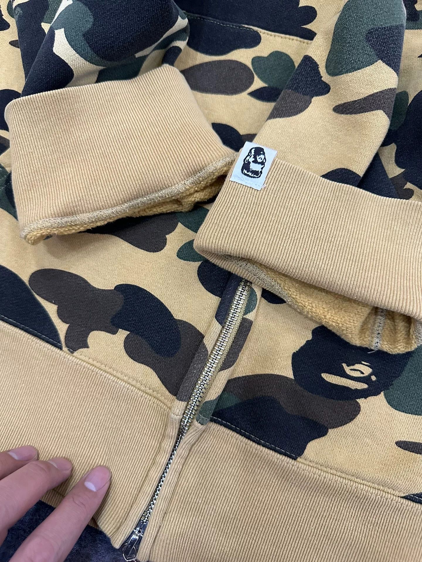 Bape Bape X Multi Shark Sweatshirt Pullover Size US XXL / EU 58 / 5 - 5 Thumbnail